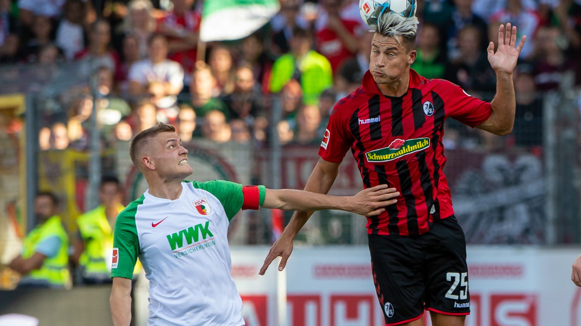 ALFRED FINNBOGASON AUGSBURG ROBIN KOCH FREIBURG BUNDESLIGA 21092019