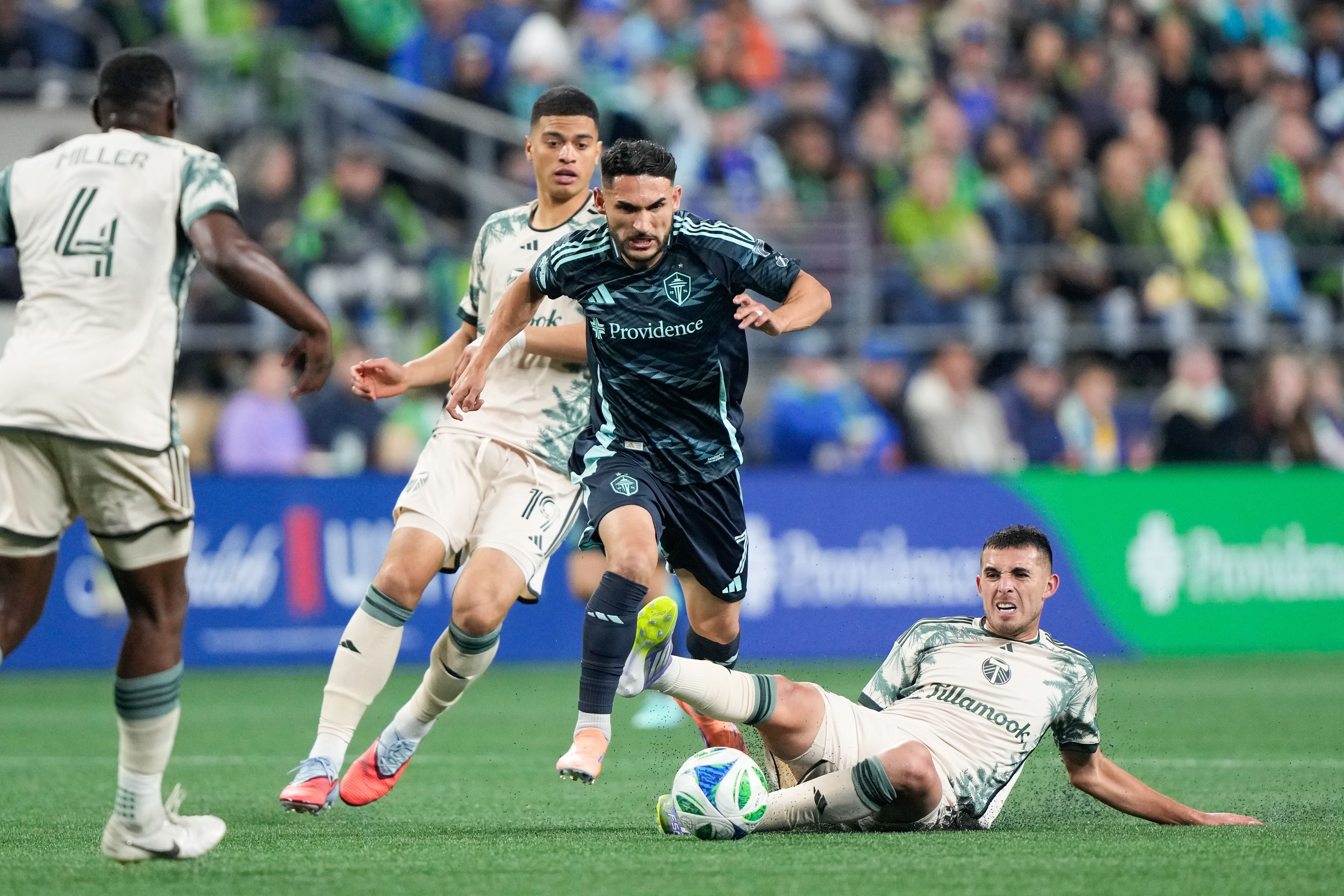 Cristian Roldan, Seattle Sounders