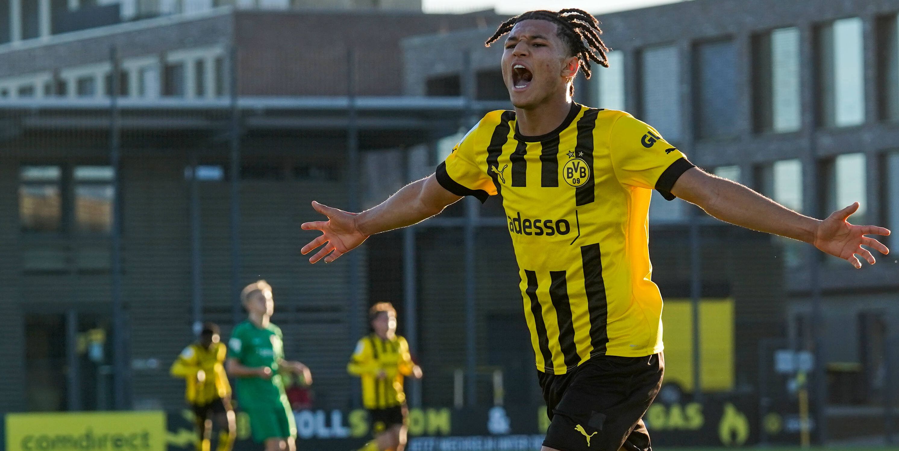 ONLY GERMANY Paris Brunner Borussia Dortmund HIC 2:1