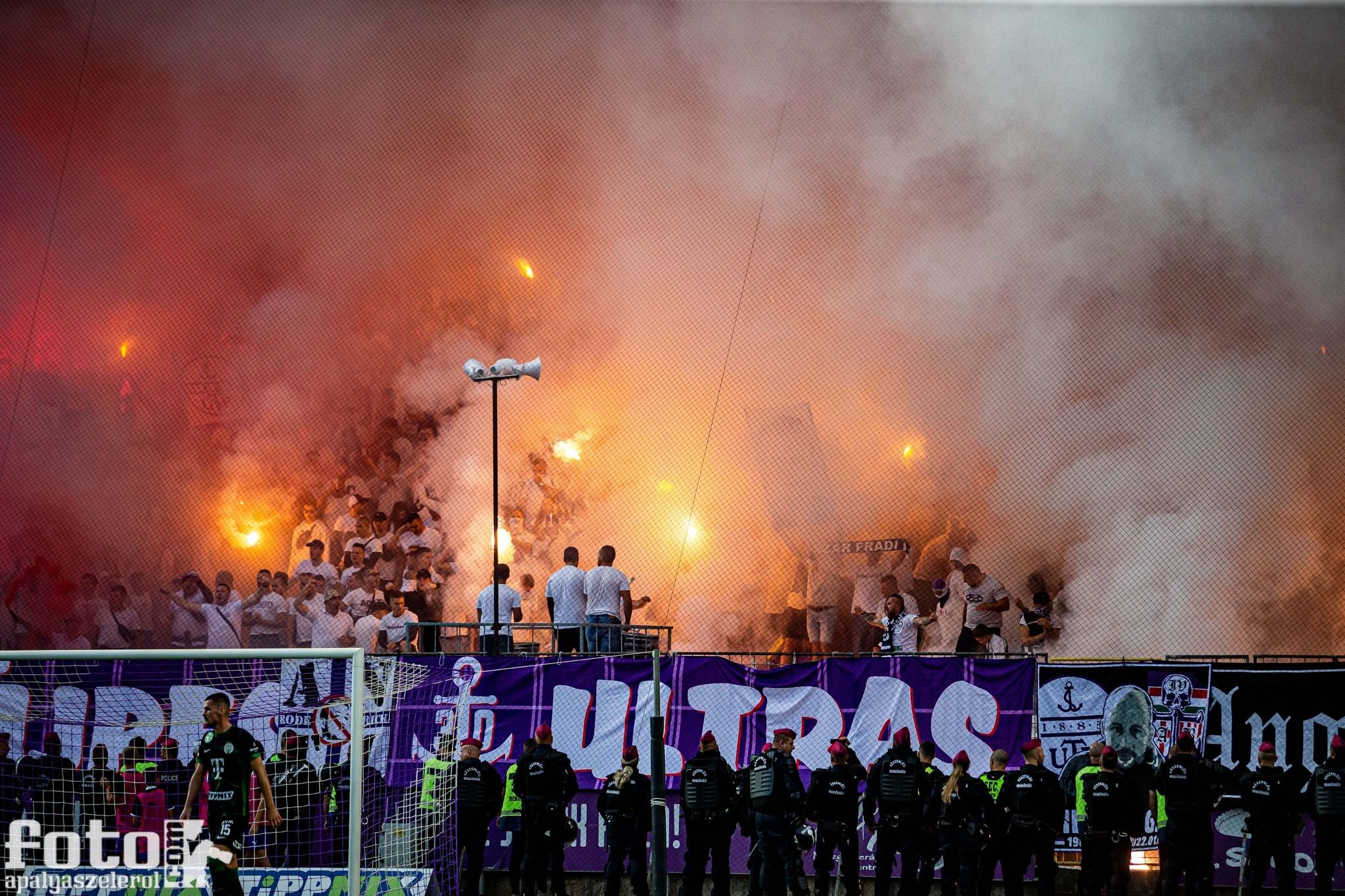 Újpest v Ferencváros