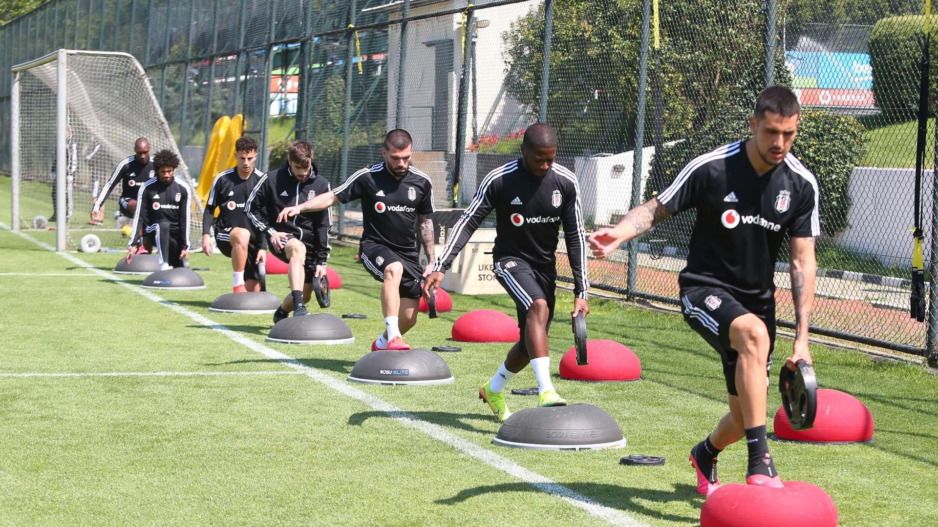 besiktas antrenman 08052020