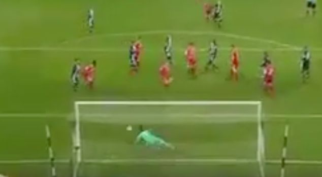 Arturo Vidal Goal 251117