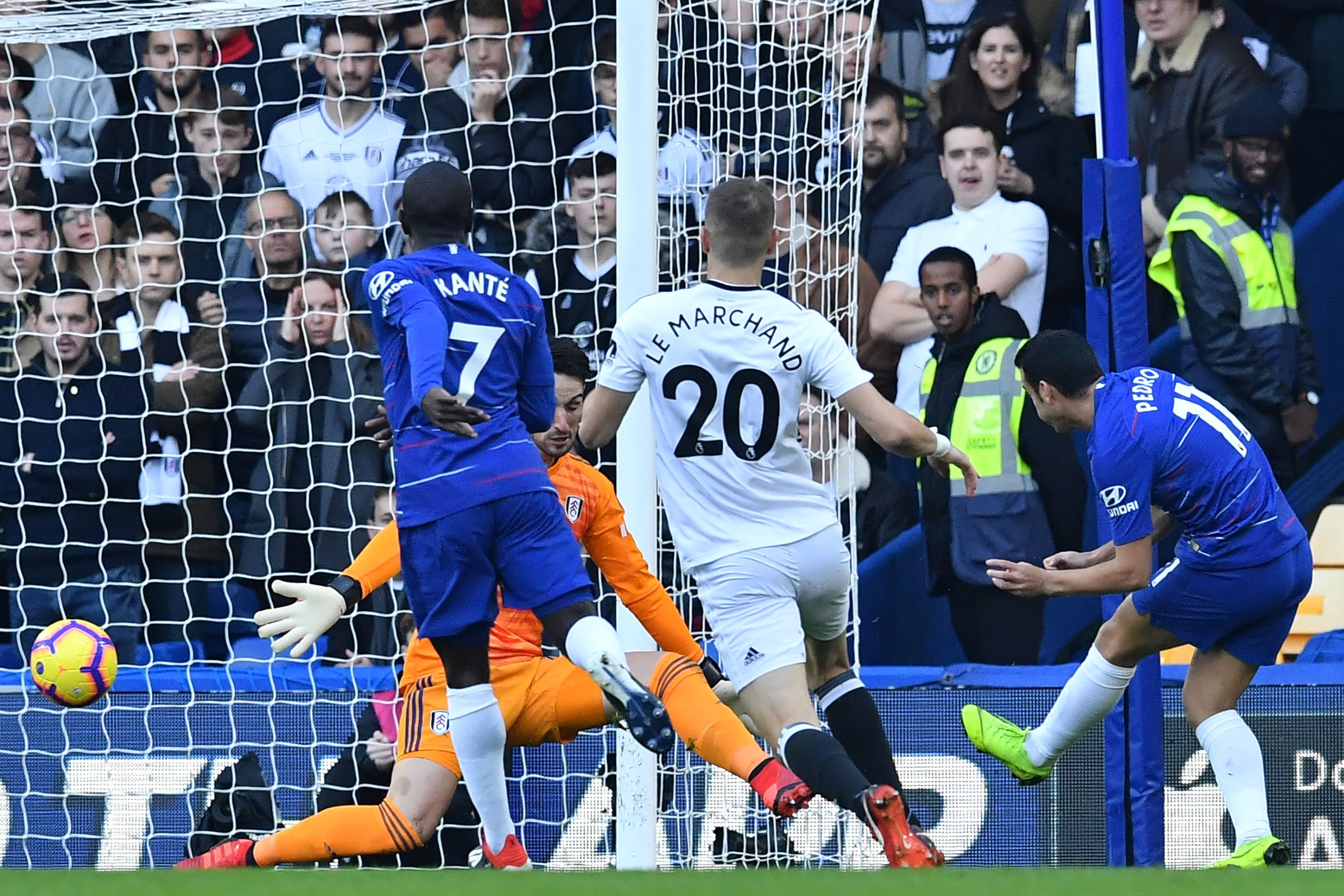 chelsea fulham pedro kante