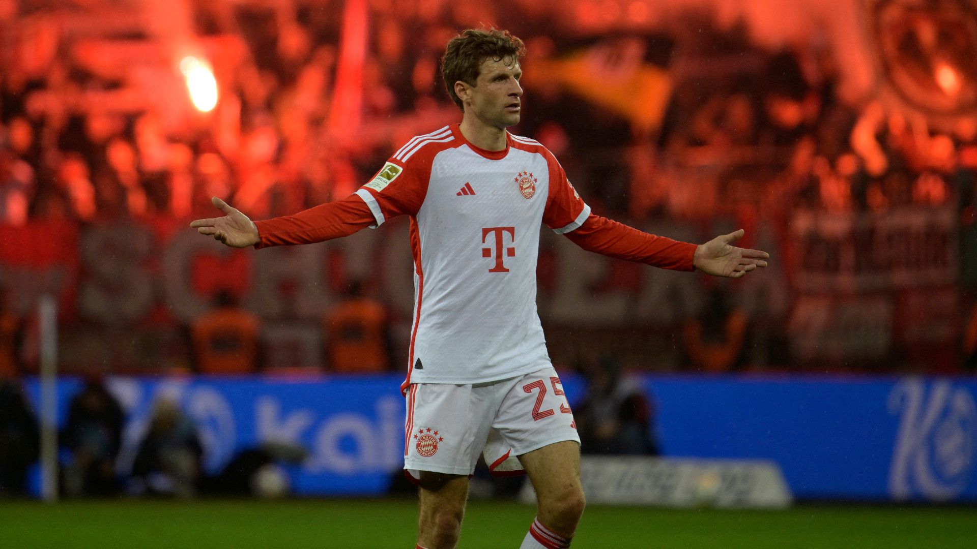 THOMAS MÜLLER BAYERN MÜNCHEN