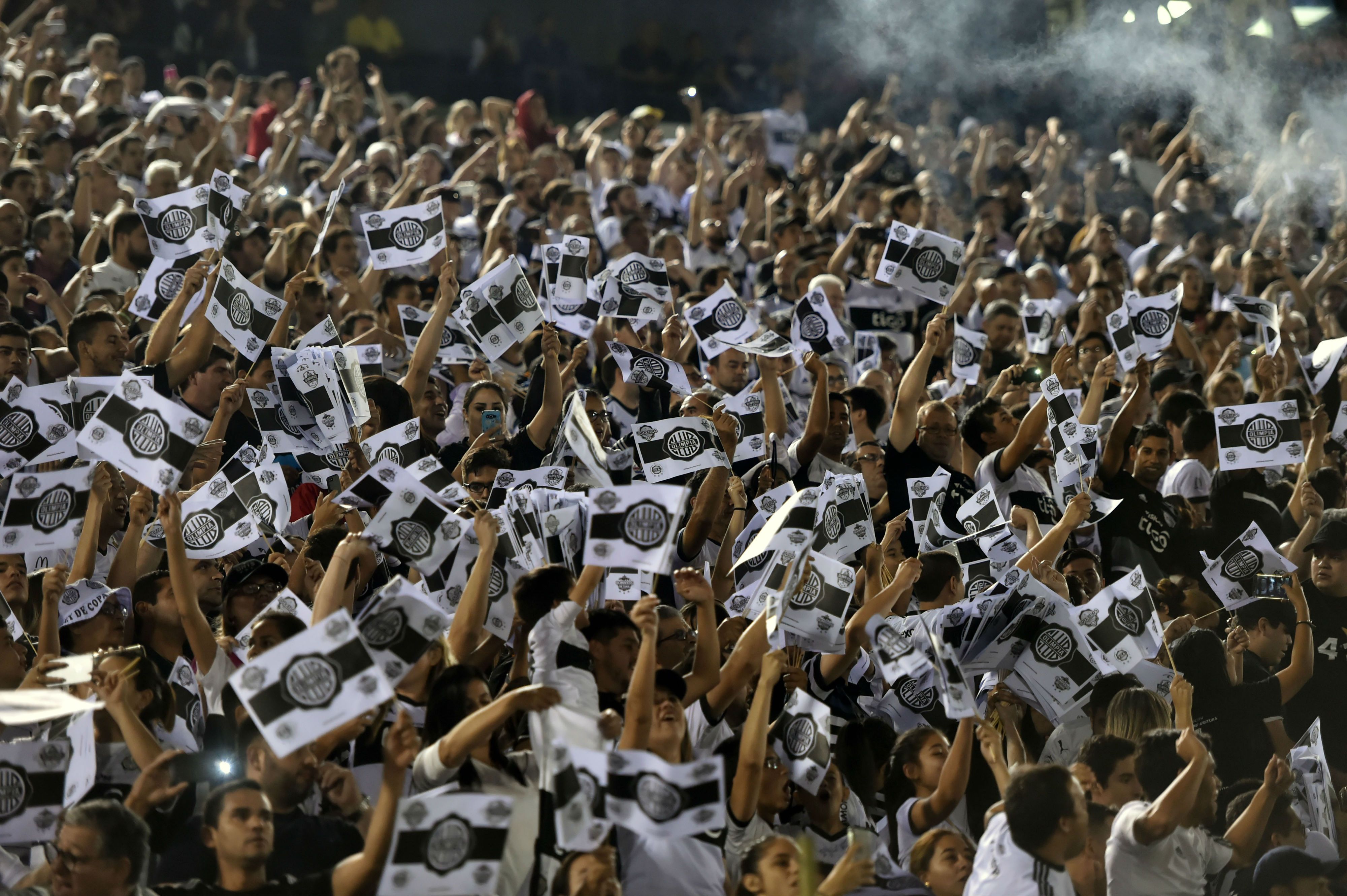 Olimpia Fans (Paraguay) 27-02-19
