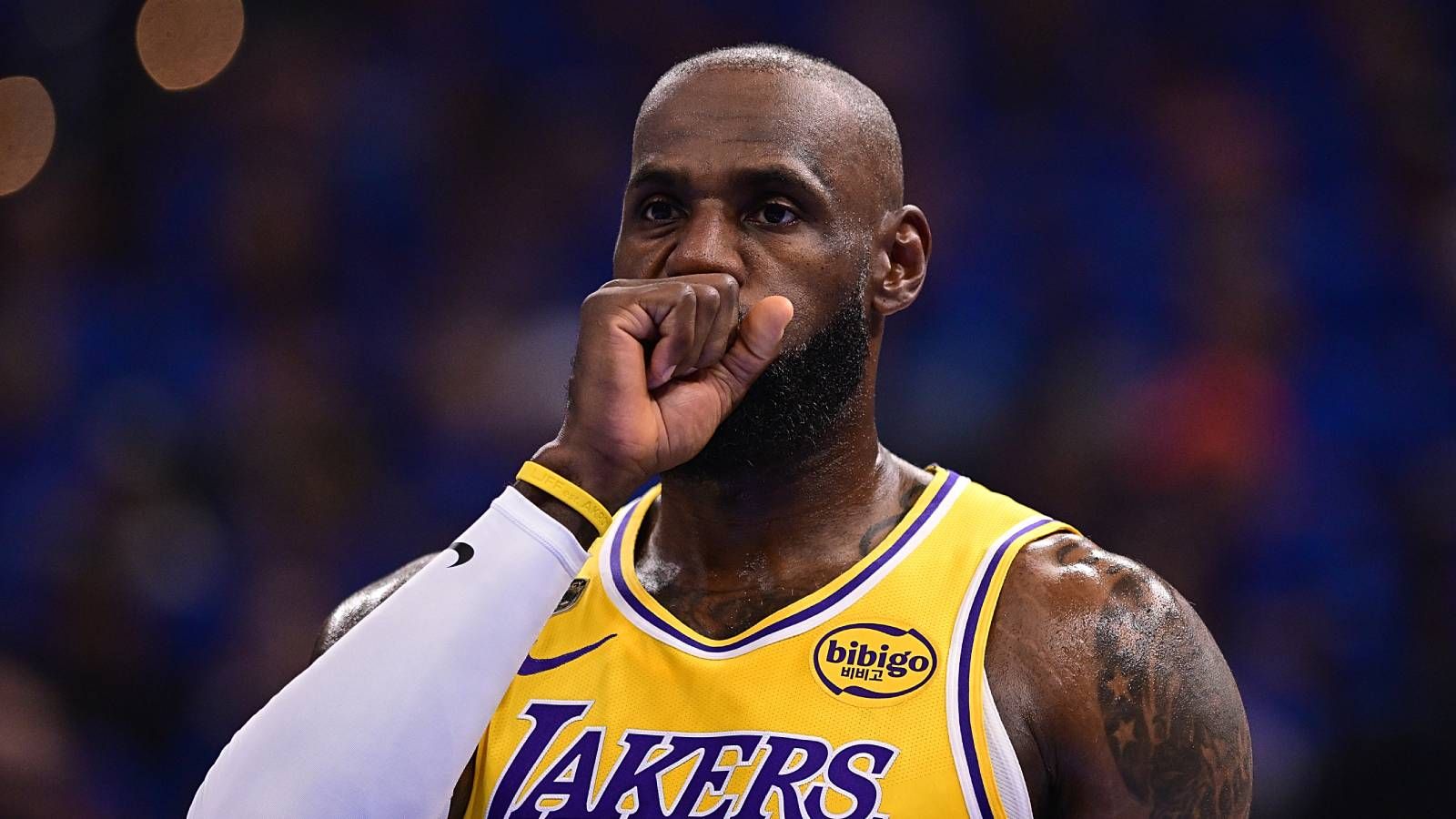 LeBron James Playoffs 2025/26