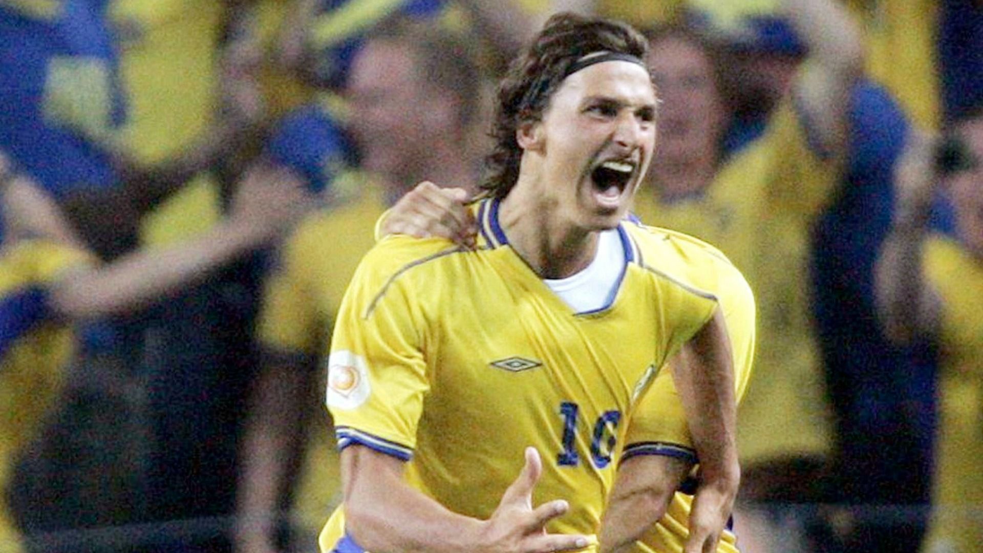 Euro 2004 Italy Sweden Ibrahimovic