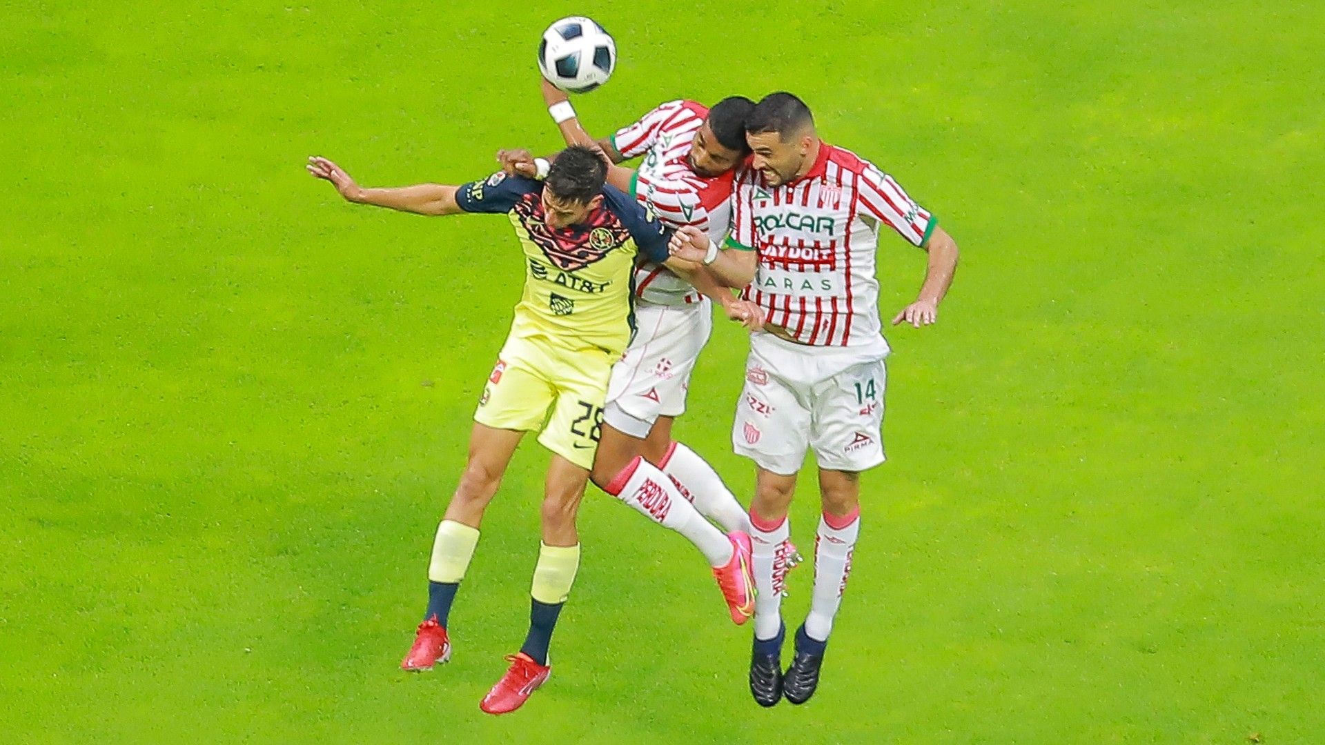 Mauro Lainez Fabricio Formiliano América vs Necaxa Apertura 2021