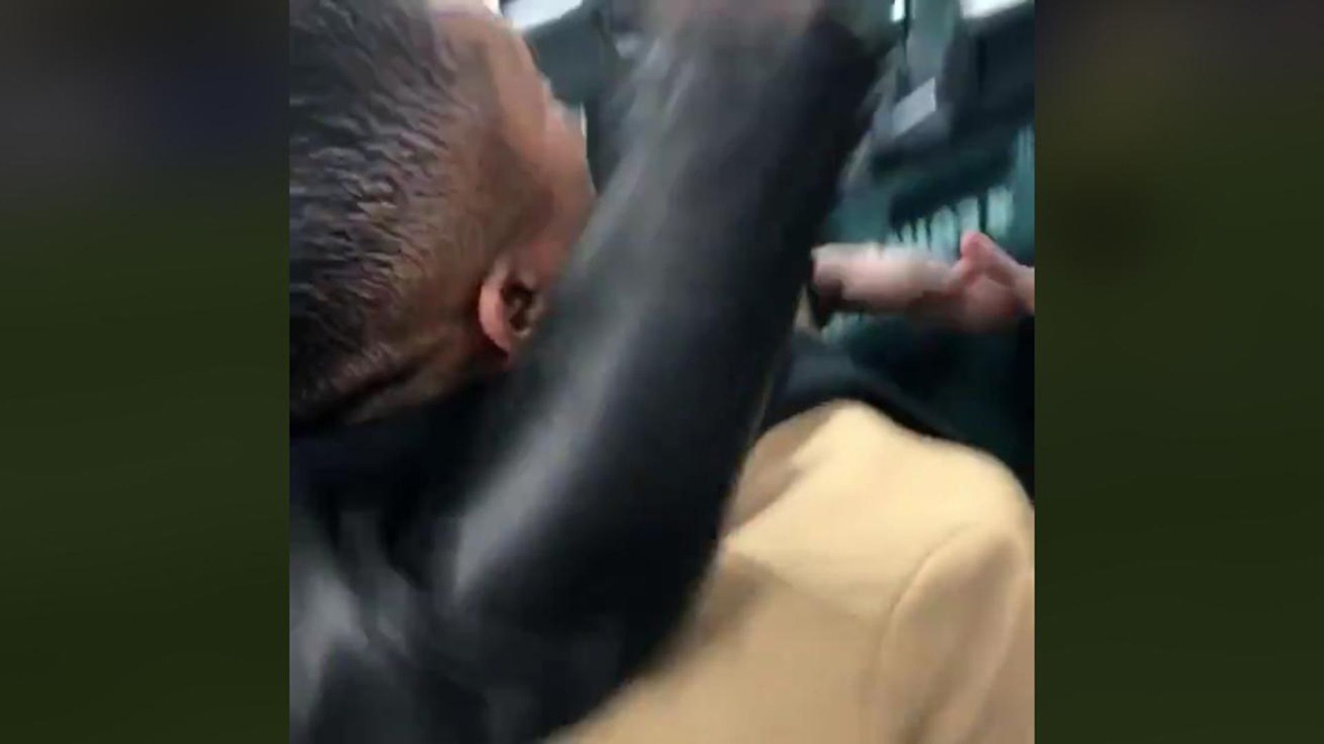 Douglas Costa Simeone Juventus Atletico