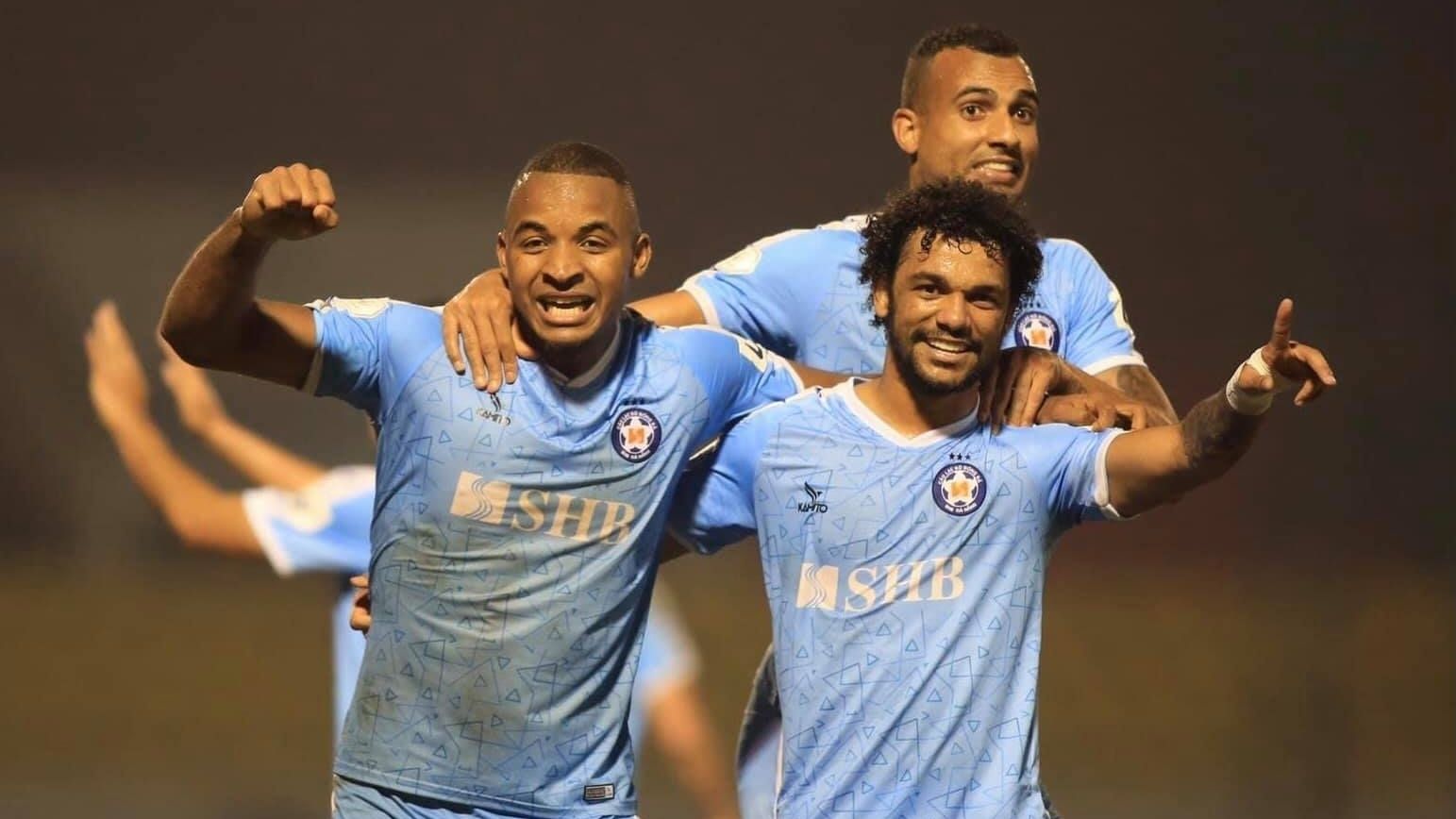 Rafaelson Hedipo Gustavo Santos Janclesio Almeida SHB Da Nang 2021 V.League