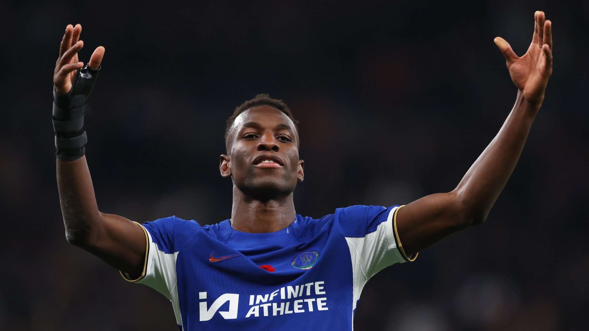 Mauricio Pochettino throws his weight behind striker Nicolas Jackson.