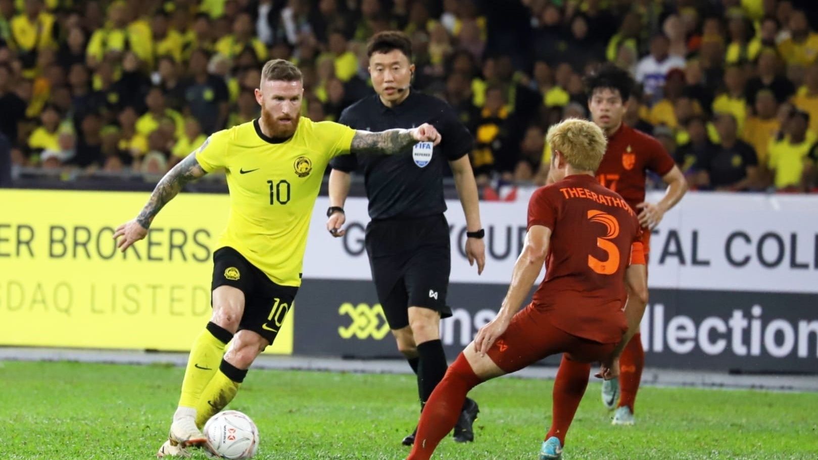 Lee Tuck Theerathon Bunmathan Malaysia Thailand Semi-final AFF Cup 2022 07012023