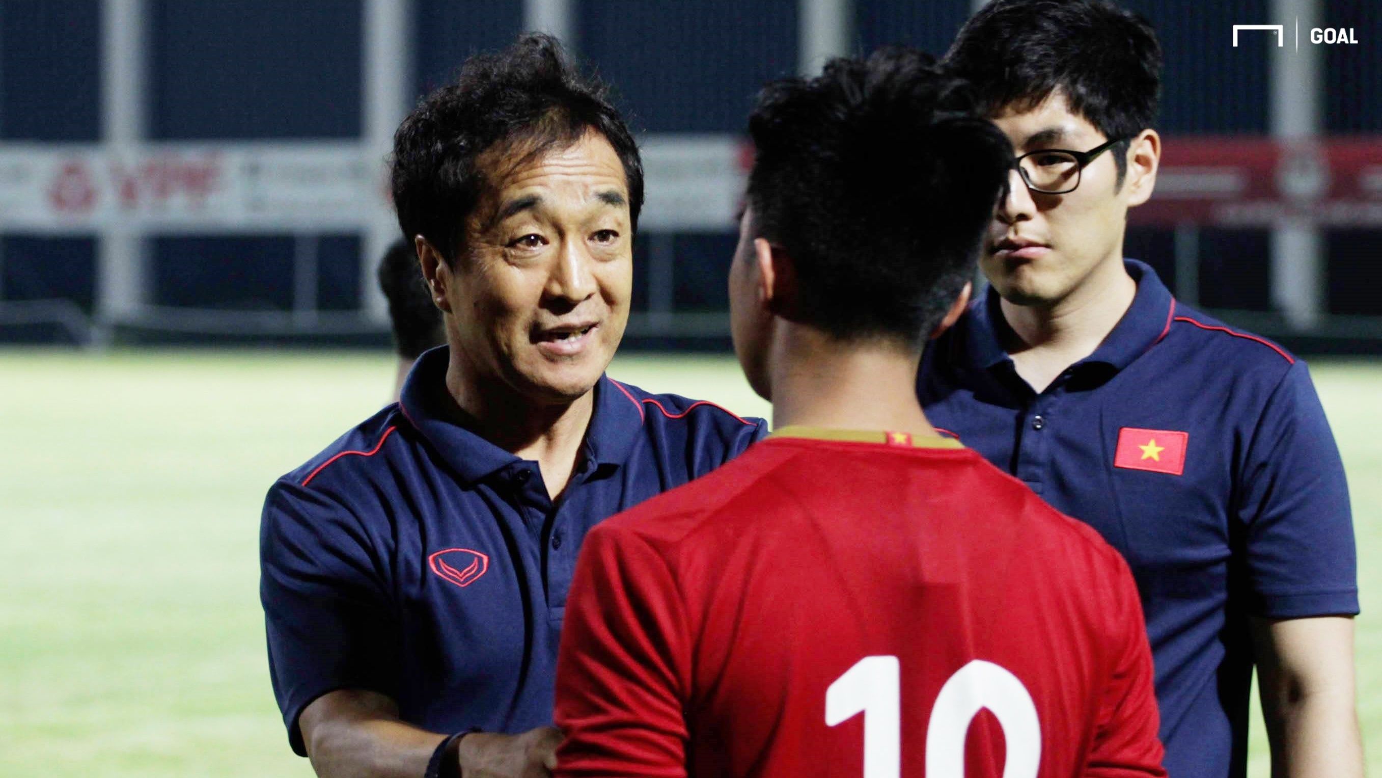 Coach Lee Young-jin - Martin Lo U23 Vietnam vs U18 Vietnam Friendly Match 10 July 2019