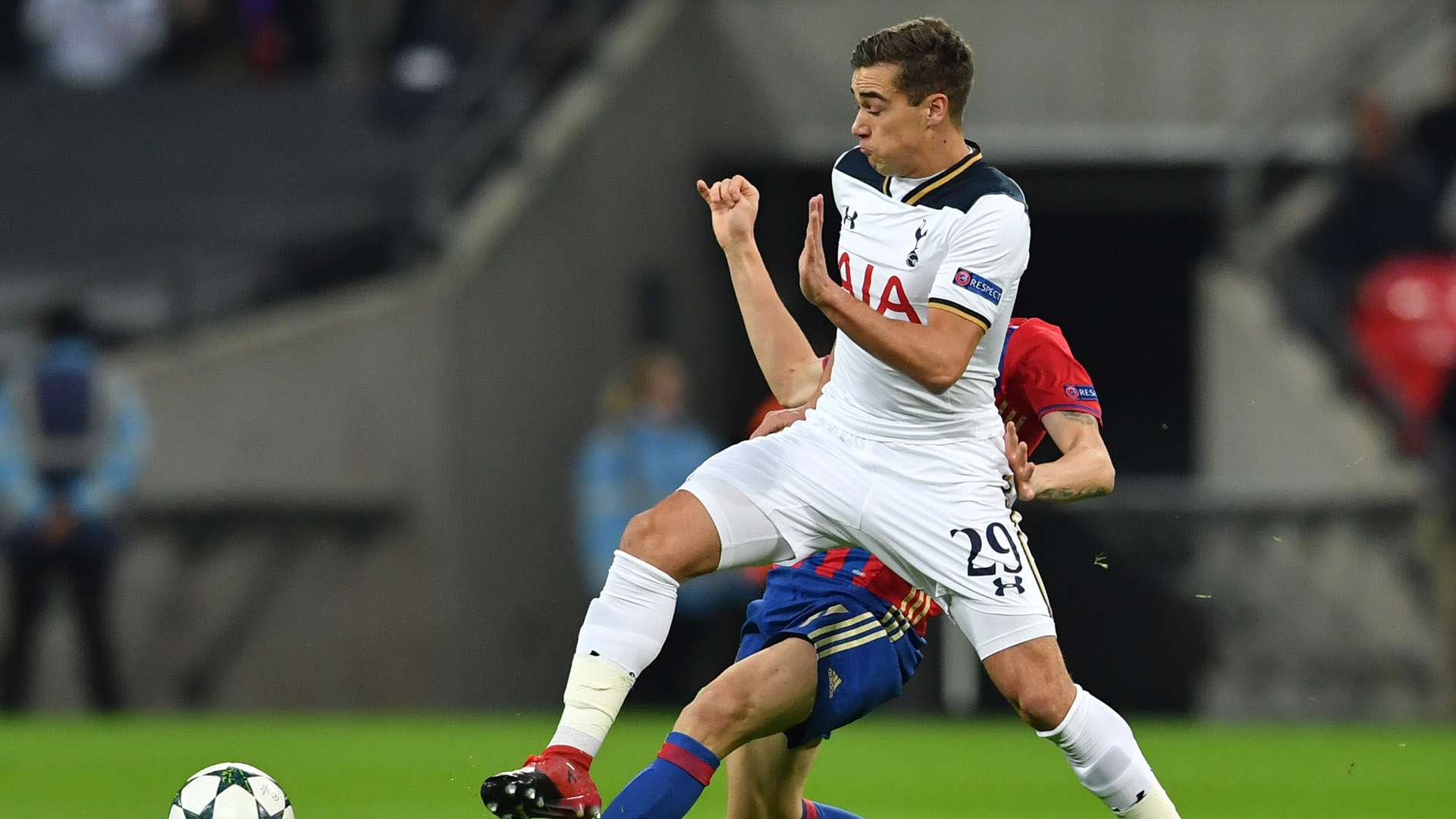 Harry Winks Tottenham Champions League