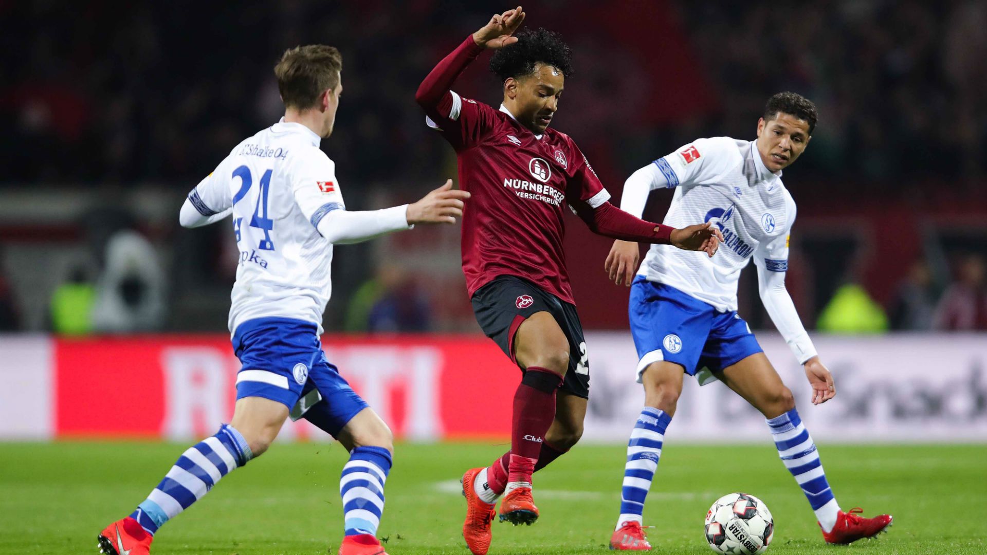 Amine Harit Matheus Pereira Nürnberg Schalke 12042019
