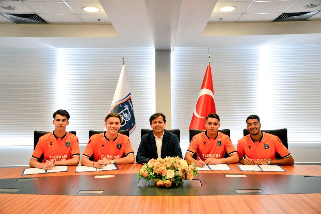 Nedim Yigit Nuri Emre Aksit Abdulkadir Celik Efecan Barlik Berkin Ozgur Basaksehir Transfer