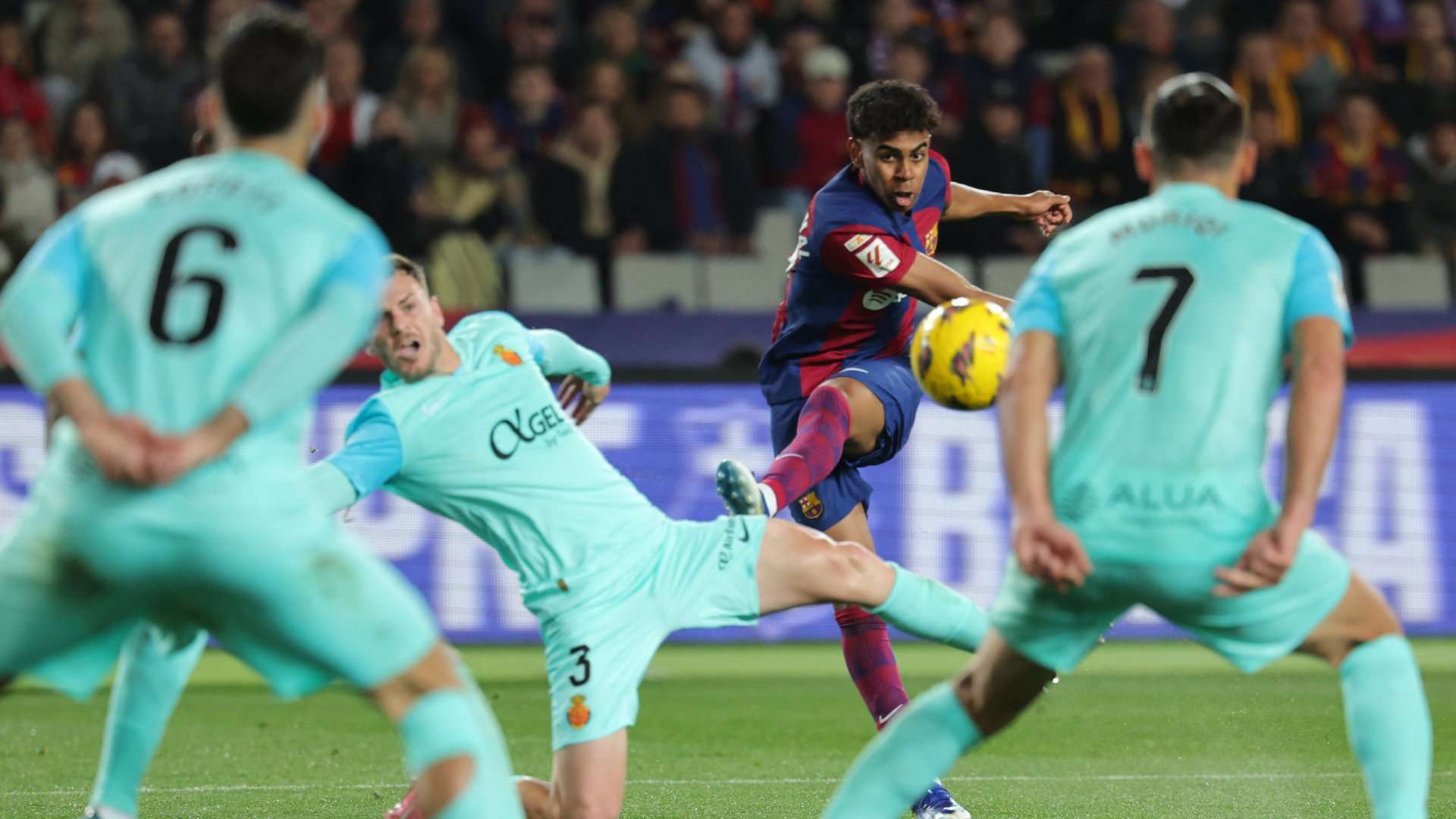 Lamine Yamal Barcelona Mallorca 2023-24