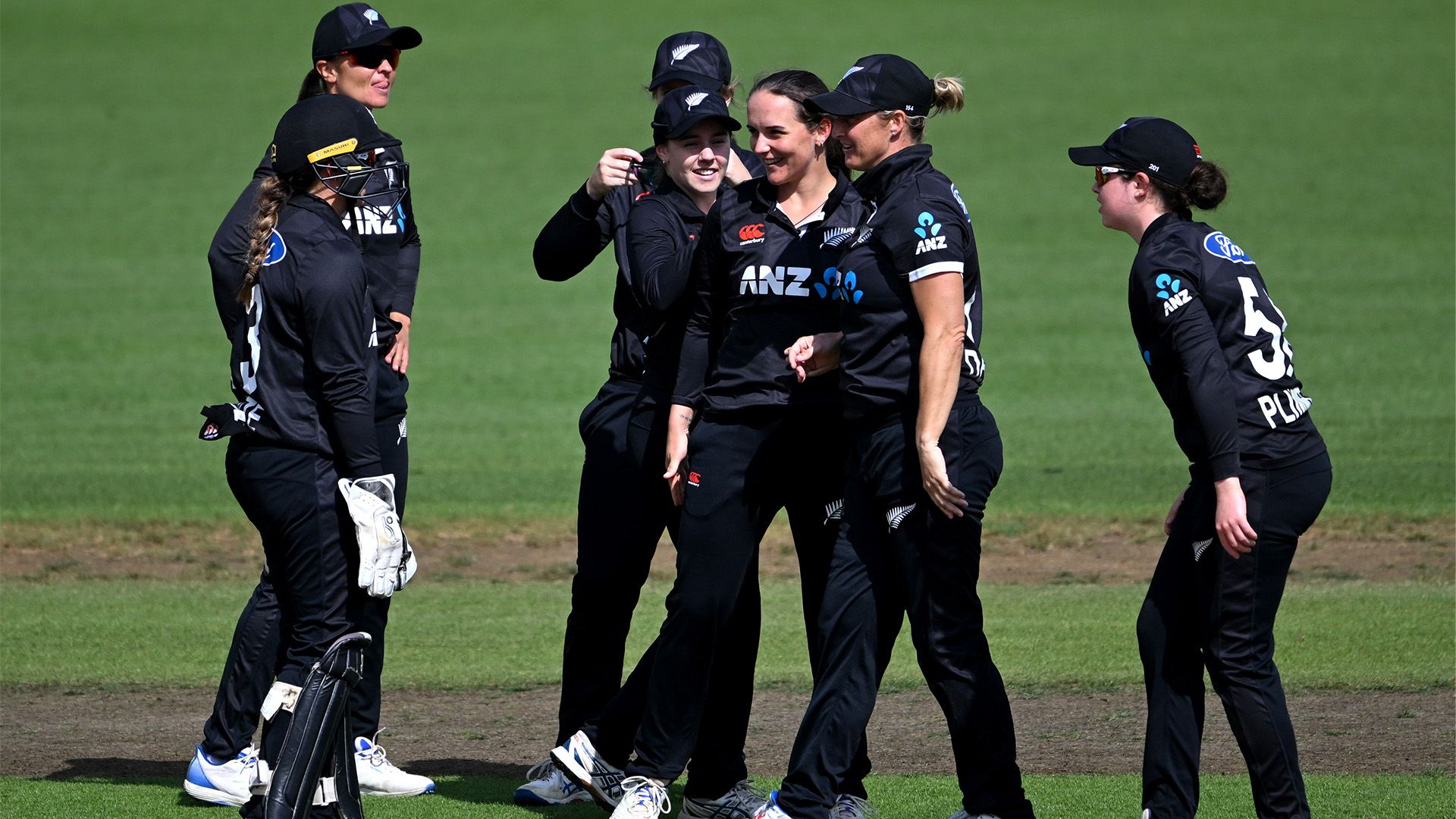 New Zealand women's cricket team 