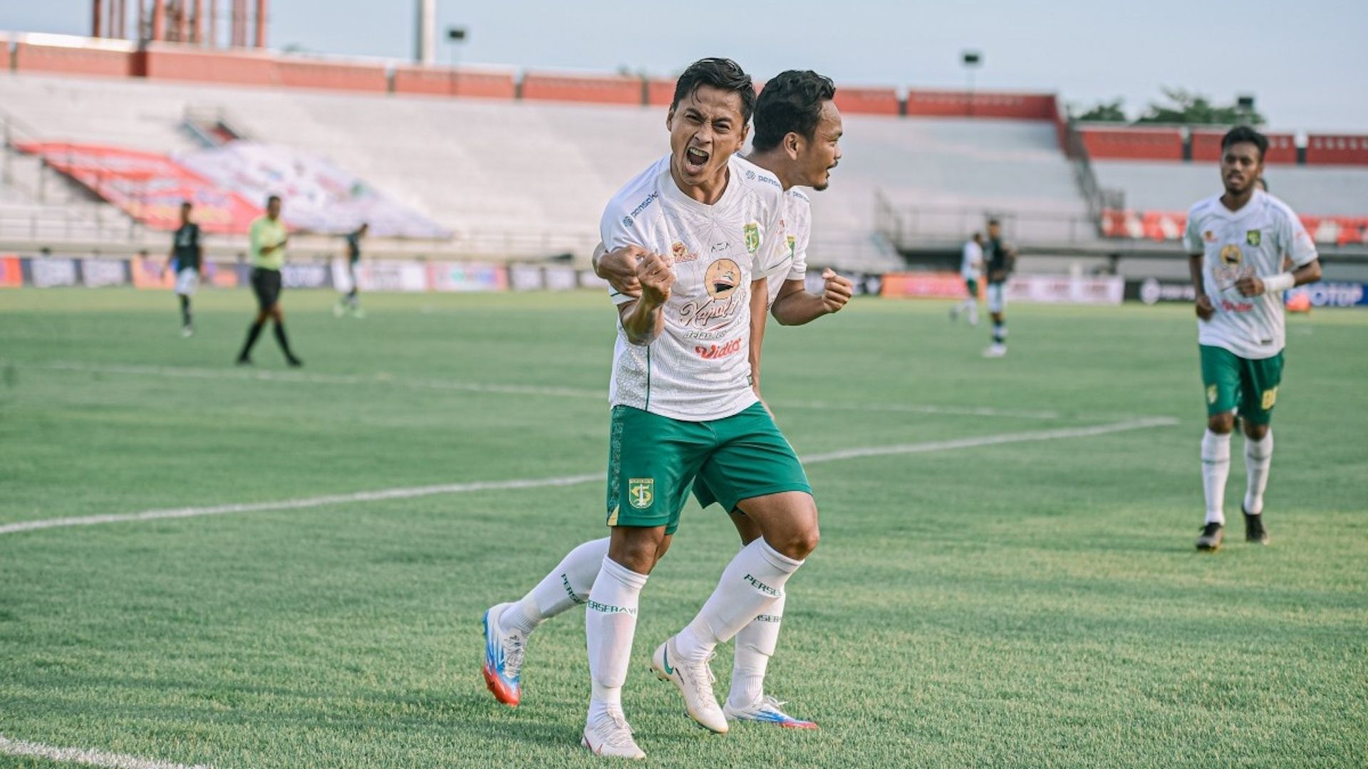 Samsul Arif - Persebaya
