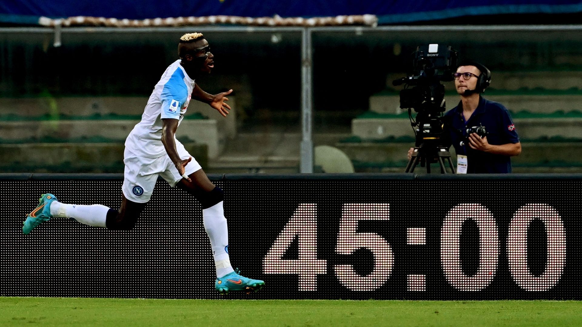 Osimhen Verona Napoli Serie A