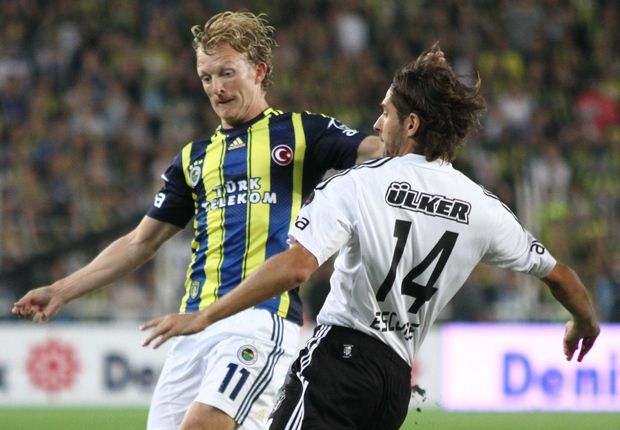 Dirk Kuyt Julien Escude Fenerbahce Besiktas STSL 10072012