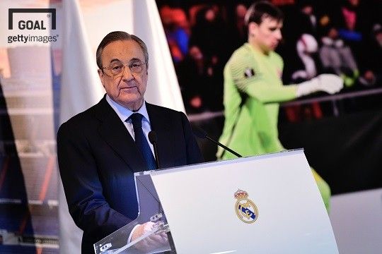 23일(현지시간) 레알 마드리드 골키퍼 루닌 입단식 기자회견 중인 페레스 회장. 사진=게티이미지