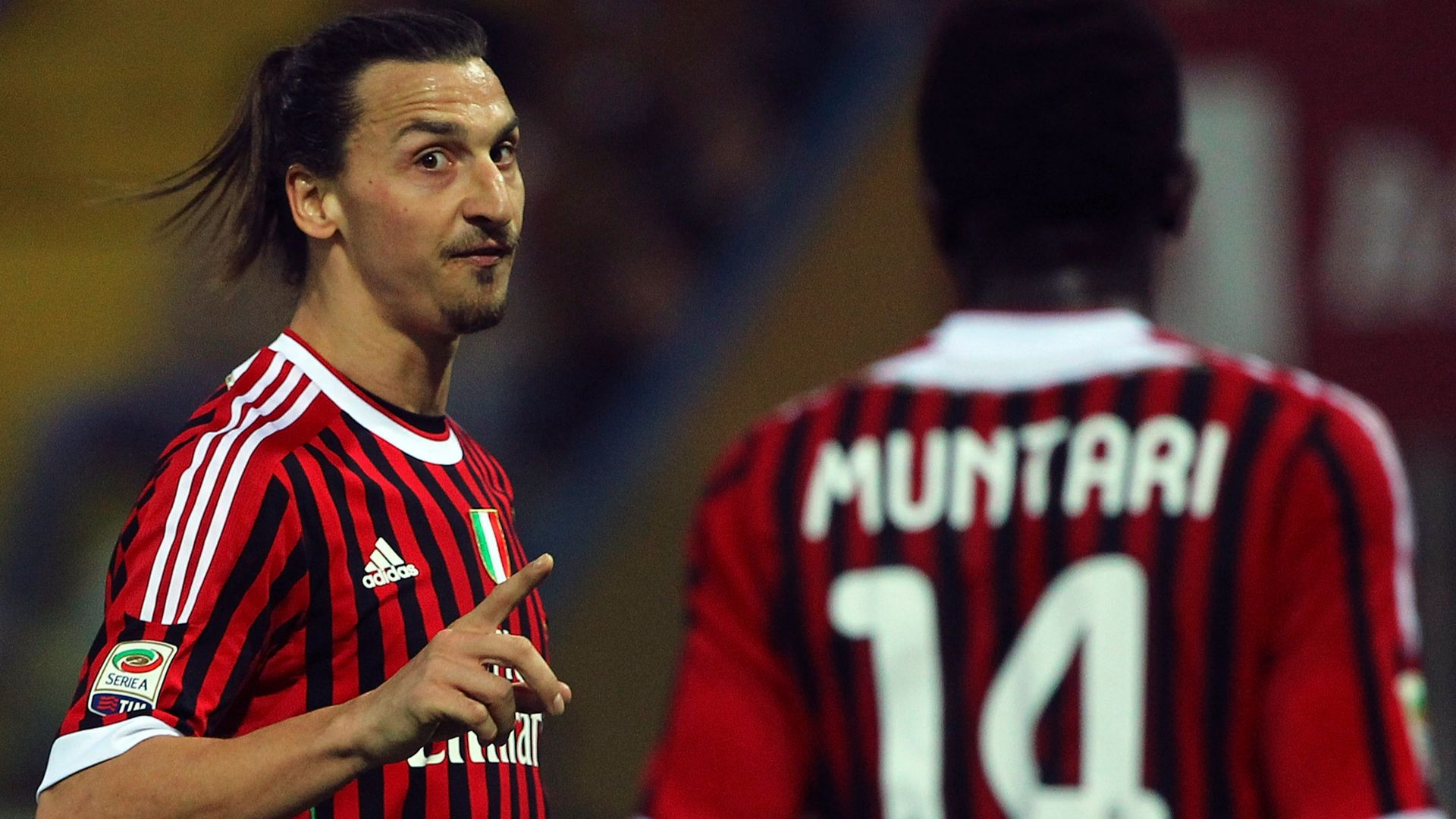 Zlatan Ibrahimovic Sully Muntari AC Milan