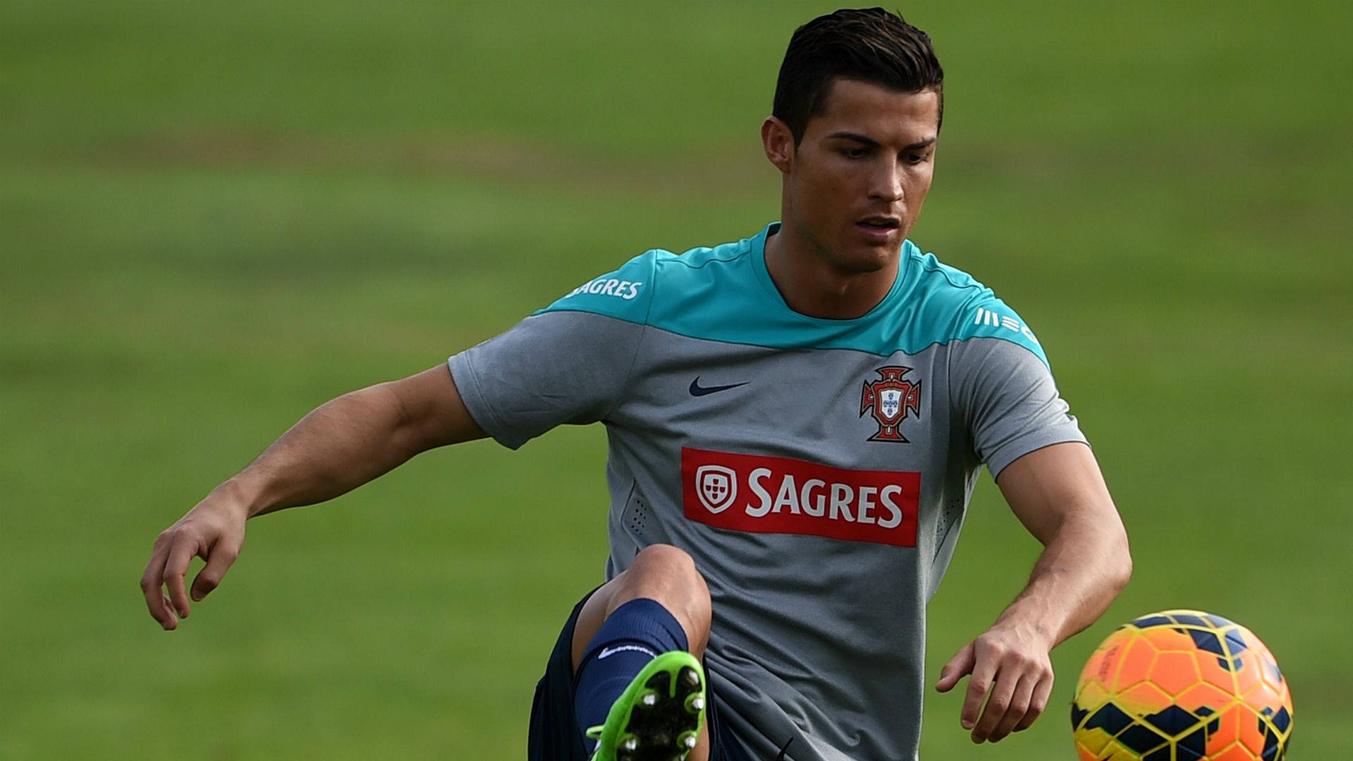 Cristiano Ronaldo Portugal Training 10102014
