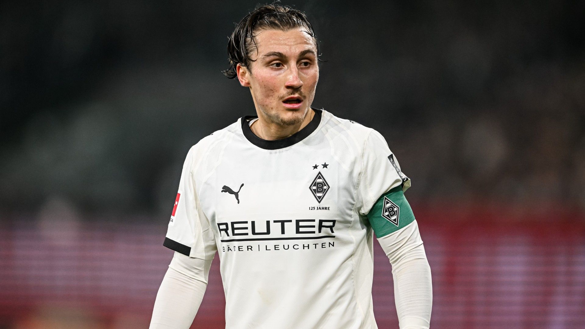 Rocco Reitz of Moenchengladbach