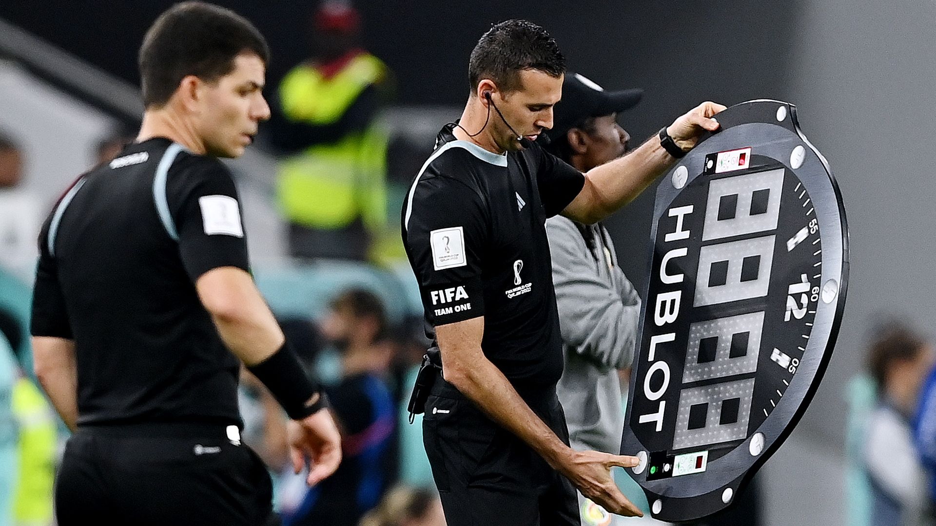 Fourth official added time World Cup 2022