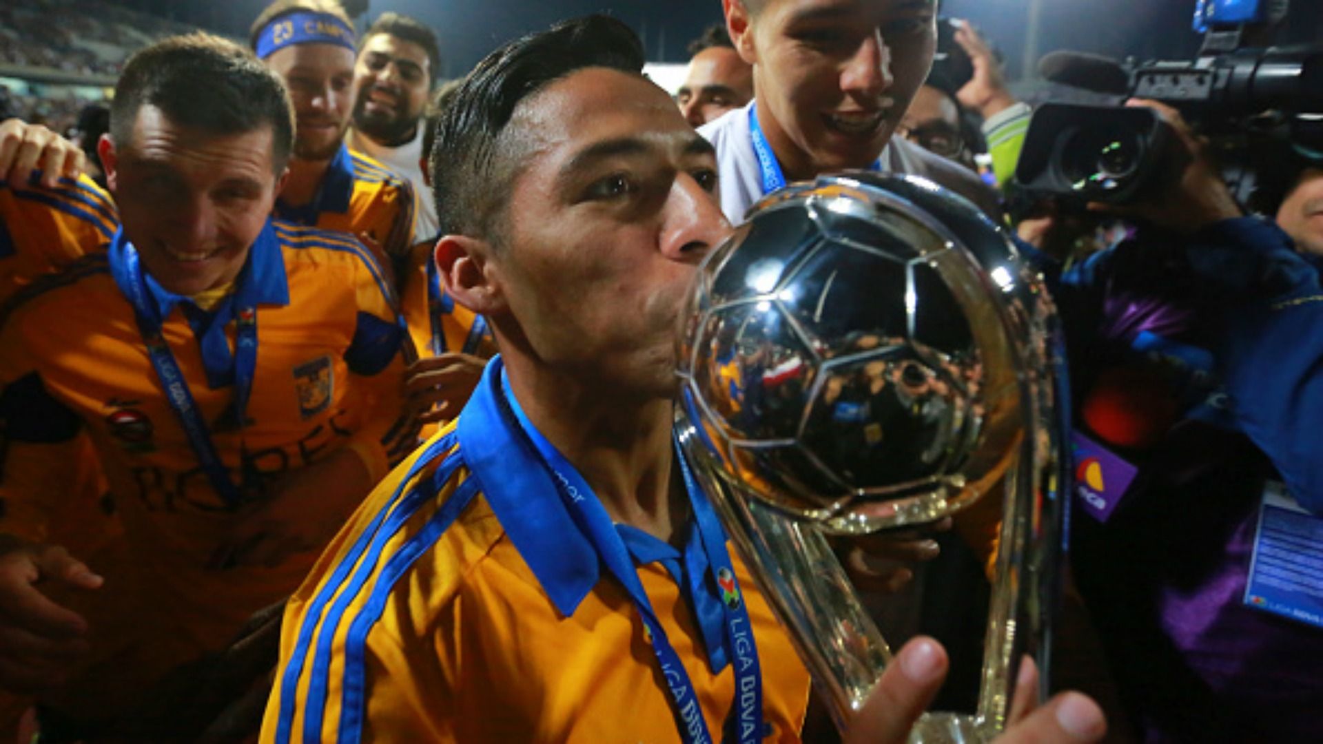 Javier Aquino, Tigres, 251016