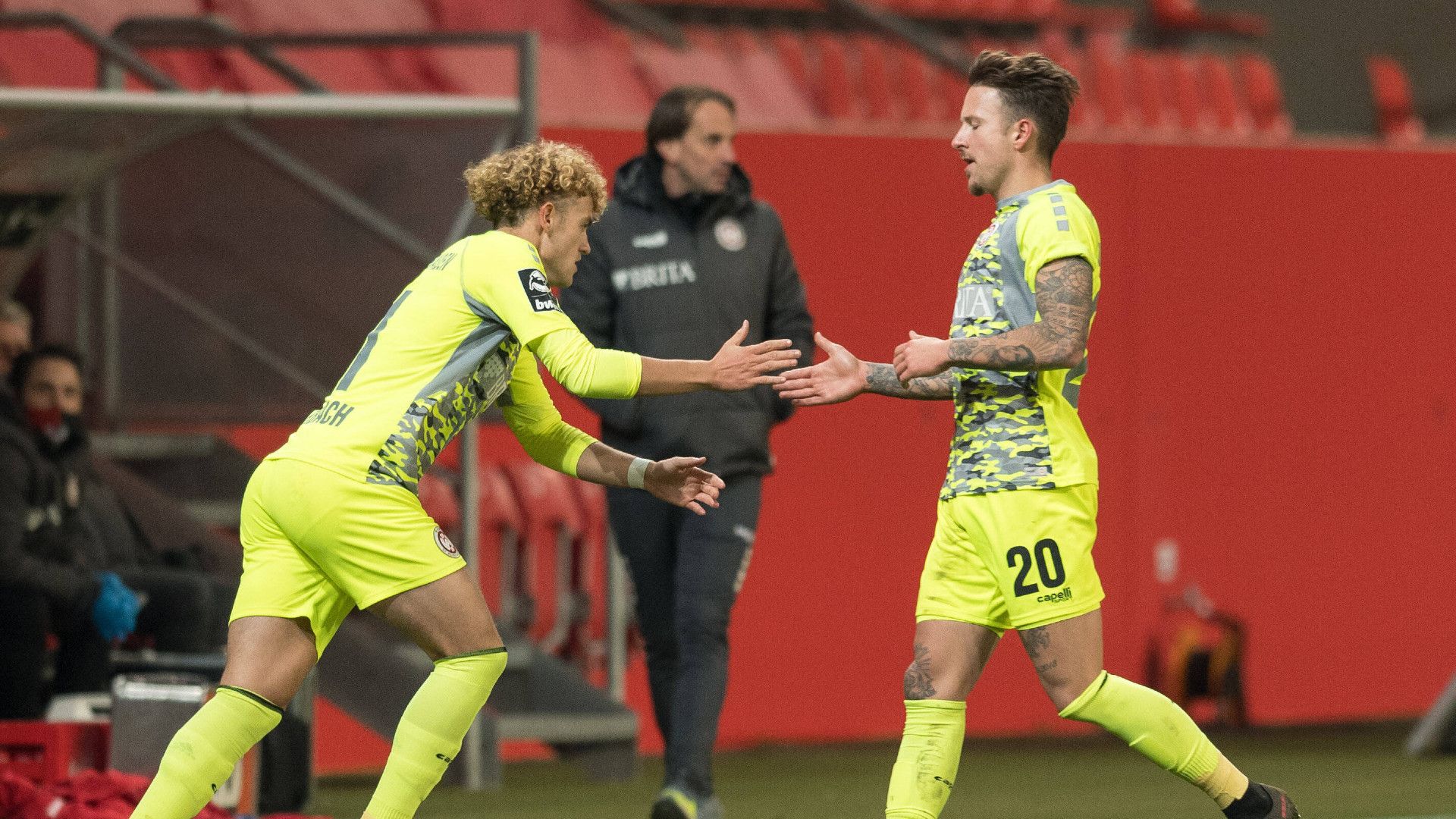 Moritz Kuhn_SV Wehen Wiesbaden_3.Liga_06112020_Passion2Press