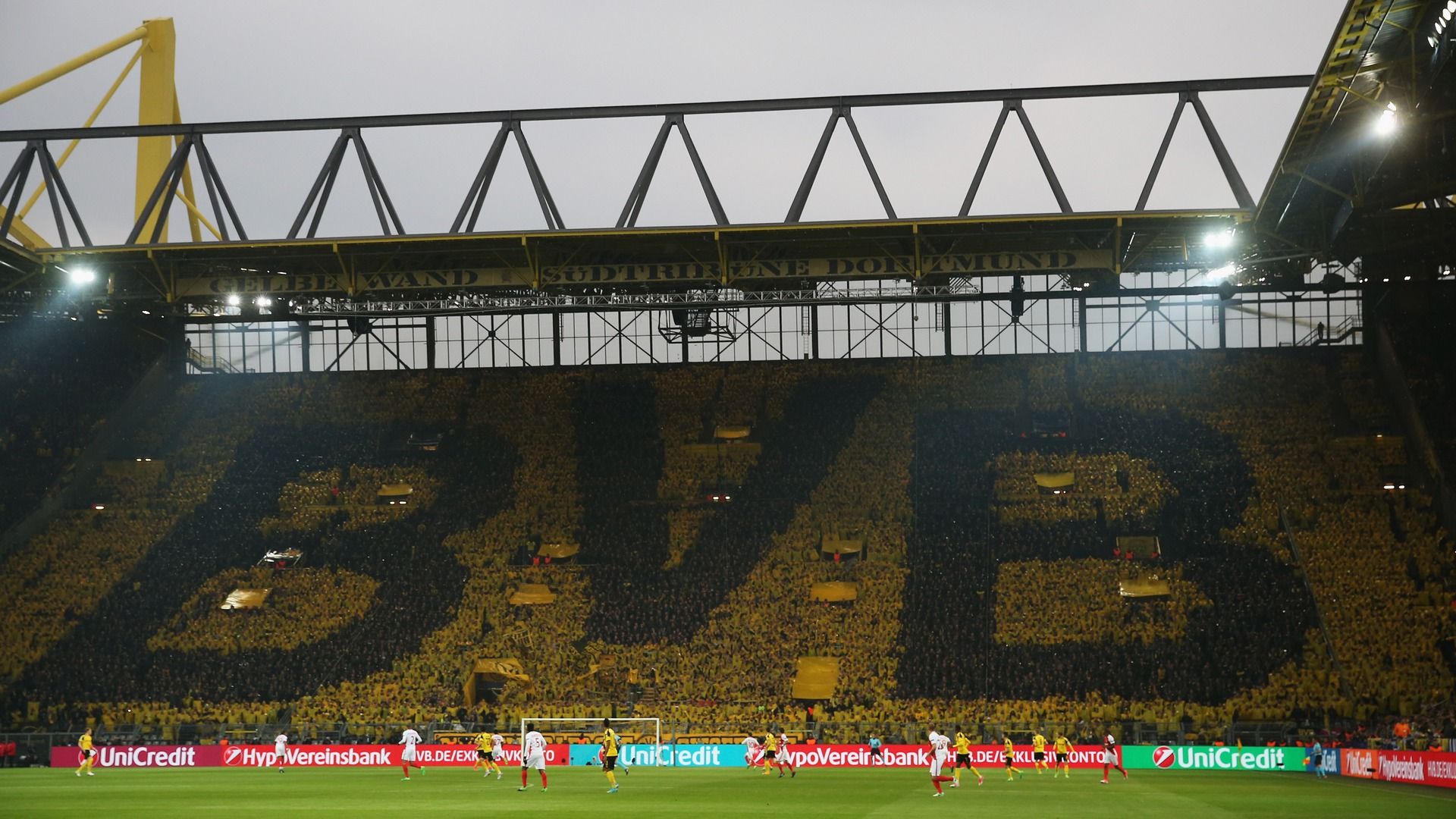 Borussia Dortmund fans