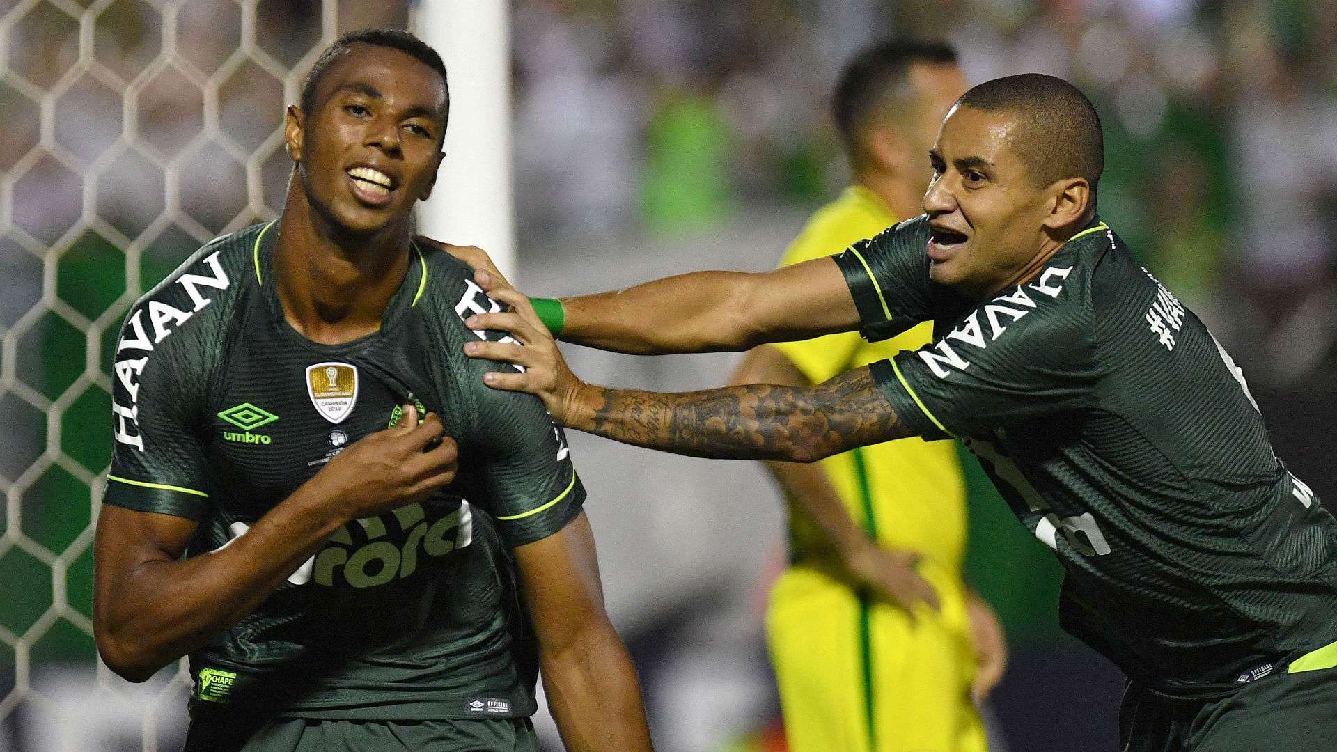 Luiz Otávio Wellington Paulista Chapecoense Atletico Nacional Recopa 04 04 2017