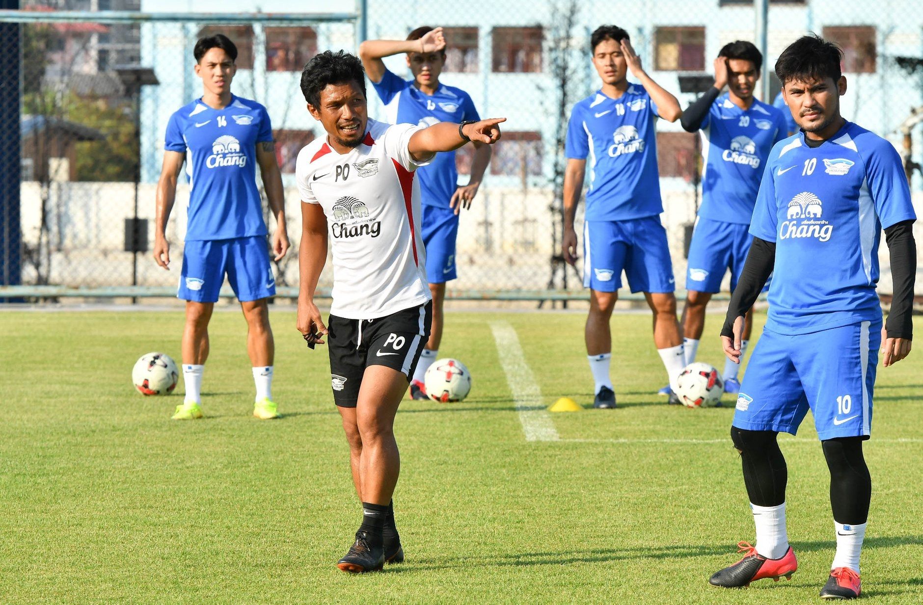 พิภพ อ่อนโม้