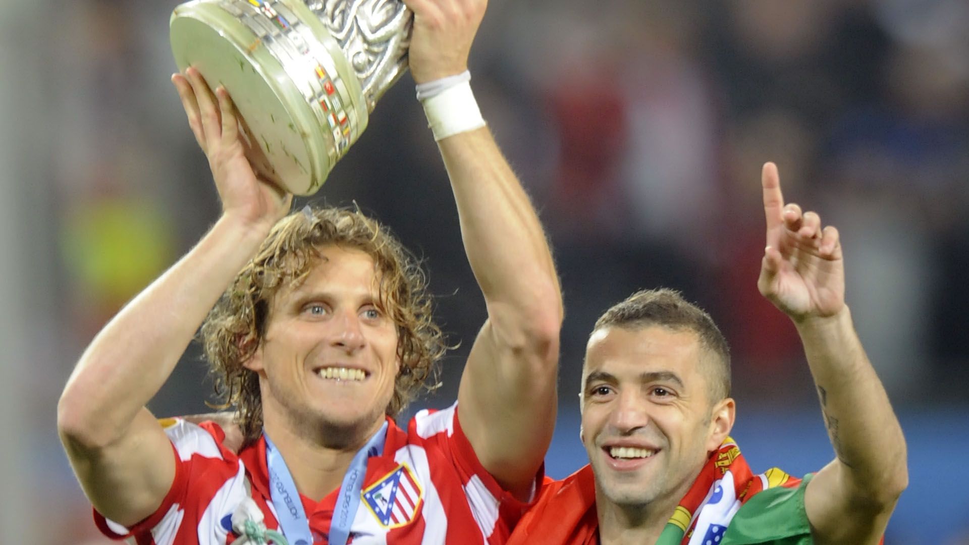 Simao Sabrosa Diego Forlan Atletico Madrid UEFA Europa League