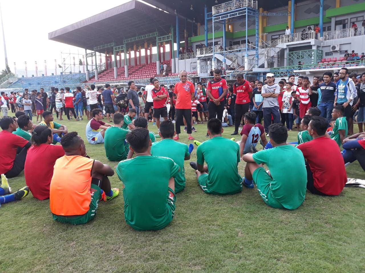 Latihan Madura United