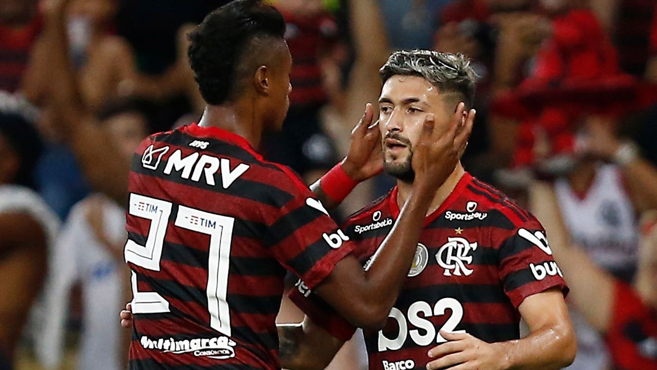 Arrascaeta Bruno Henrique Flamengo CSA Brasileirão 27102019