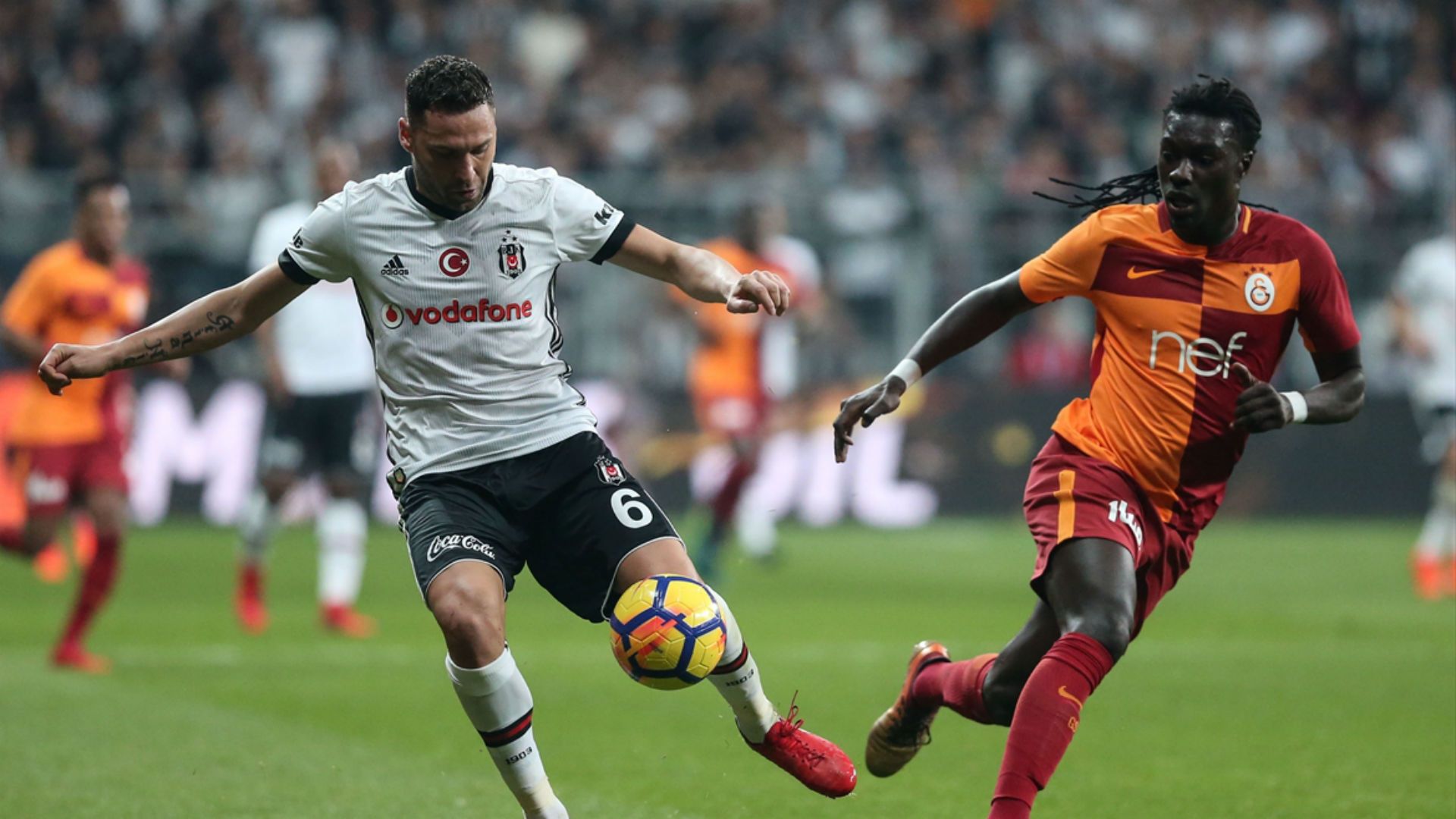 Dusko Tosic Bafetimbi Gomis Besiktas Galatasaray 12022017