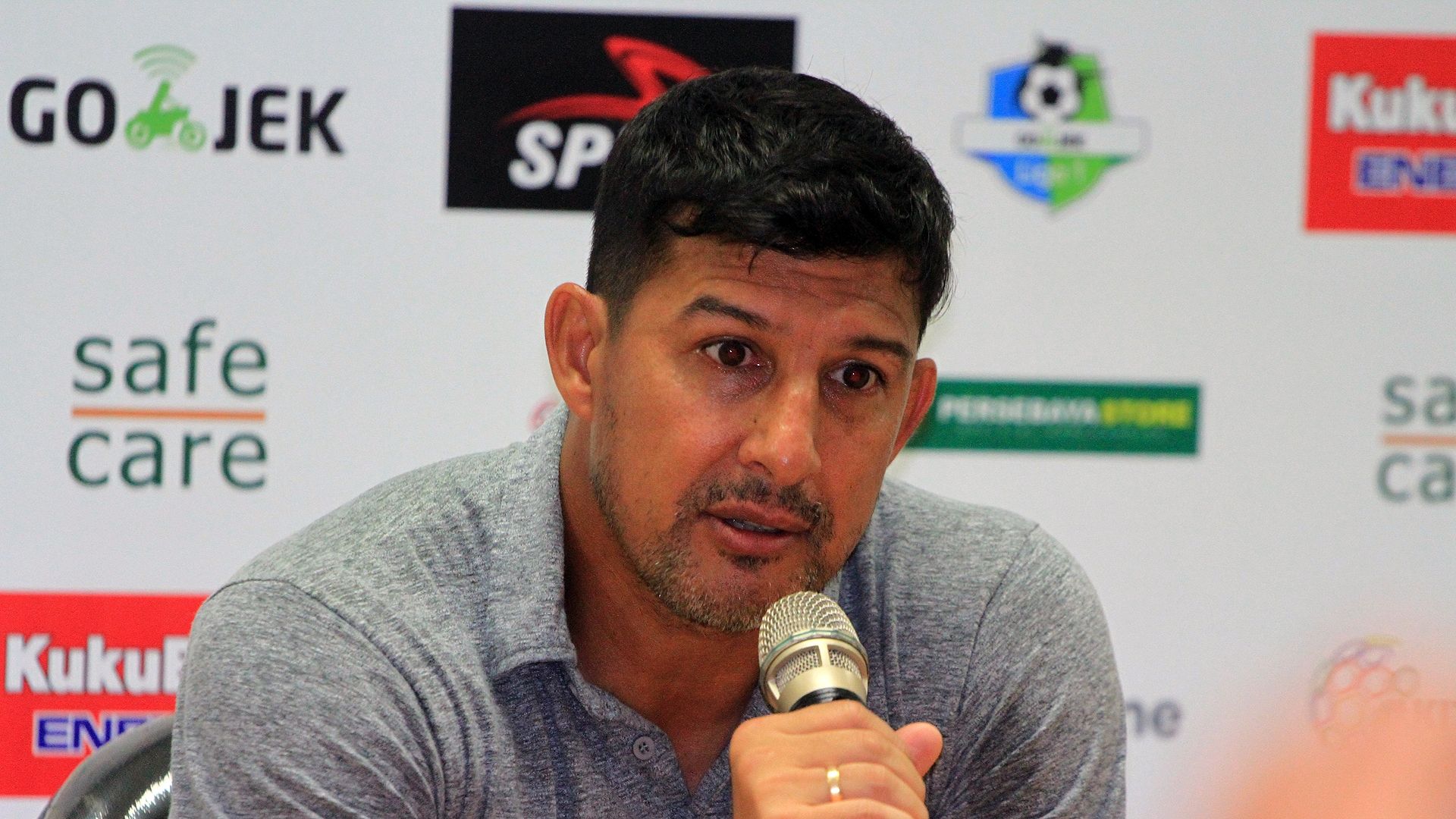 Angel Alfredo Vera - Persebaya Surabaya