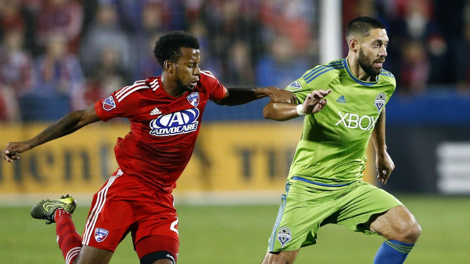 Clint Dempsey Kellyn Acosta MLS 11082015