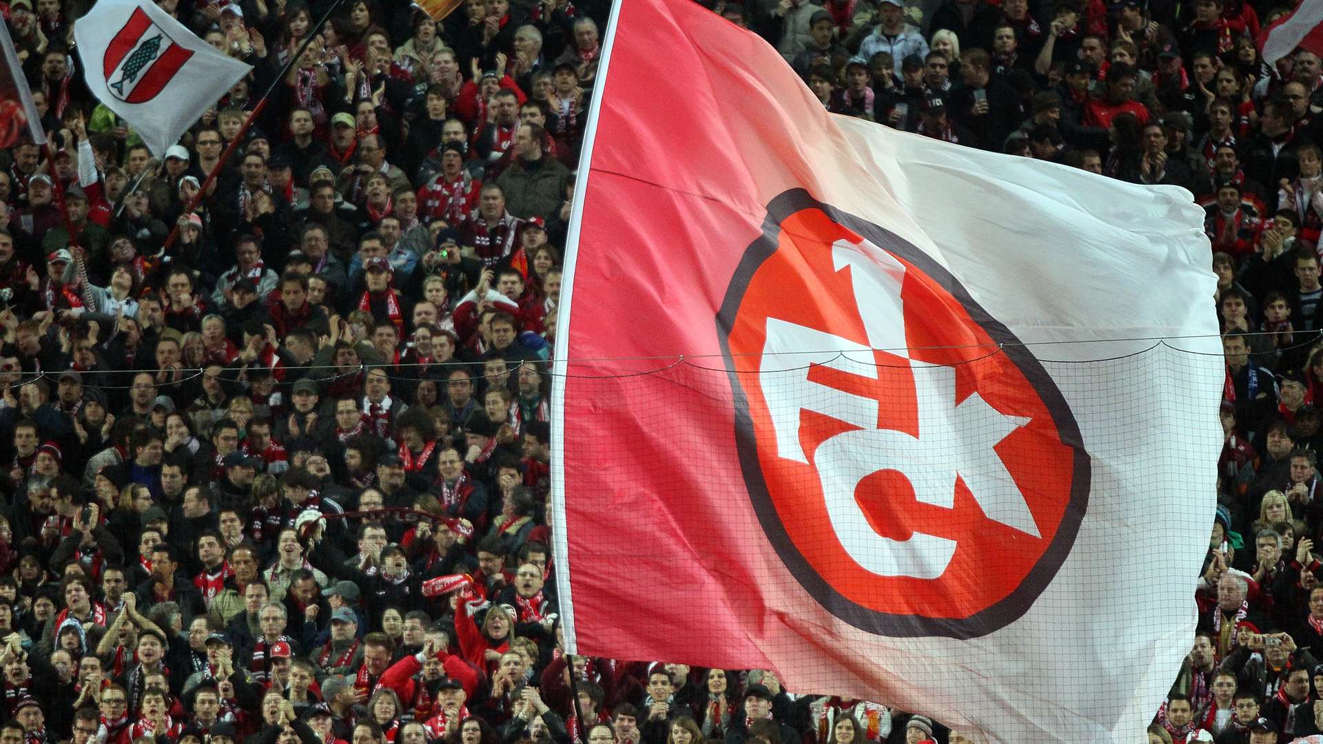 1. FC Kaiserslautern Flagge Symbolbild