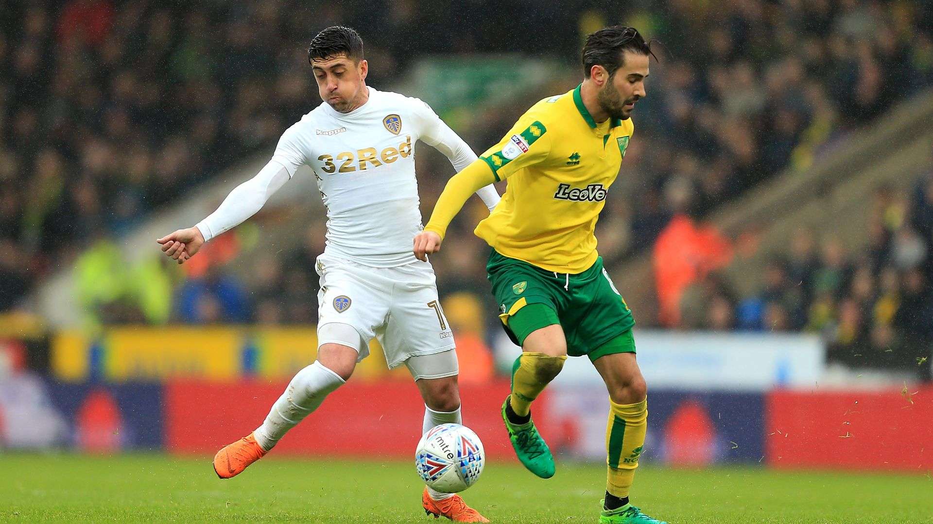 Mario Vrancic, Pablo Hernandez - Norwich vs Leeds Utd