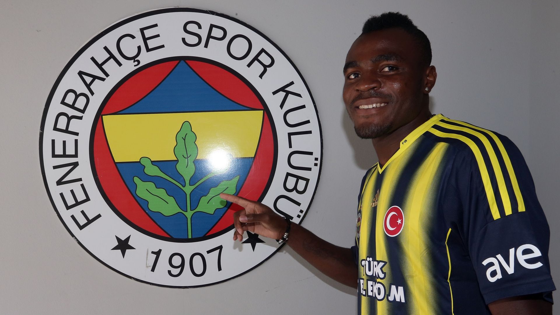 Emmanuel Emenike Fenerbahce