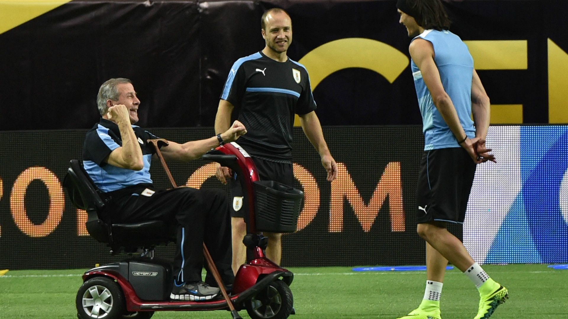 Oscar Tabarez Edinson Cavani Uruguay training session at University of Phoenix Stadium Glendale Arizona Copa America Centenario 04062016