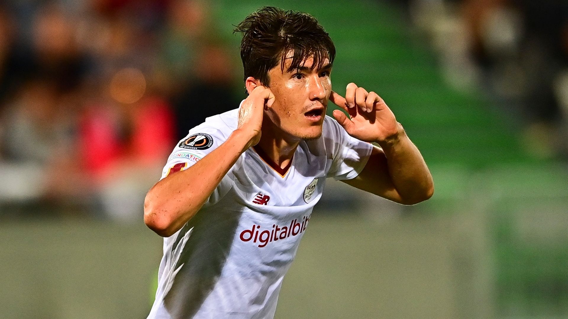 Eldor Shomurodov Roma