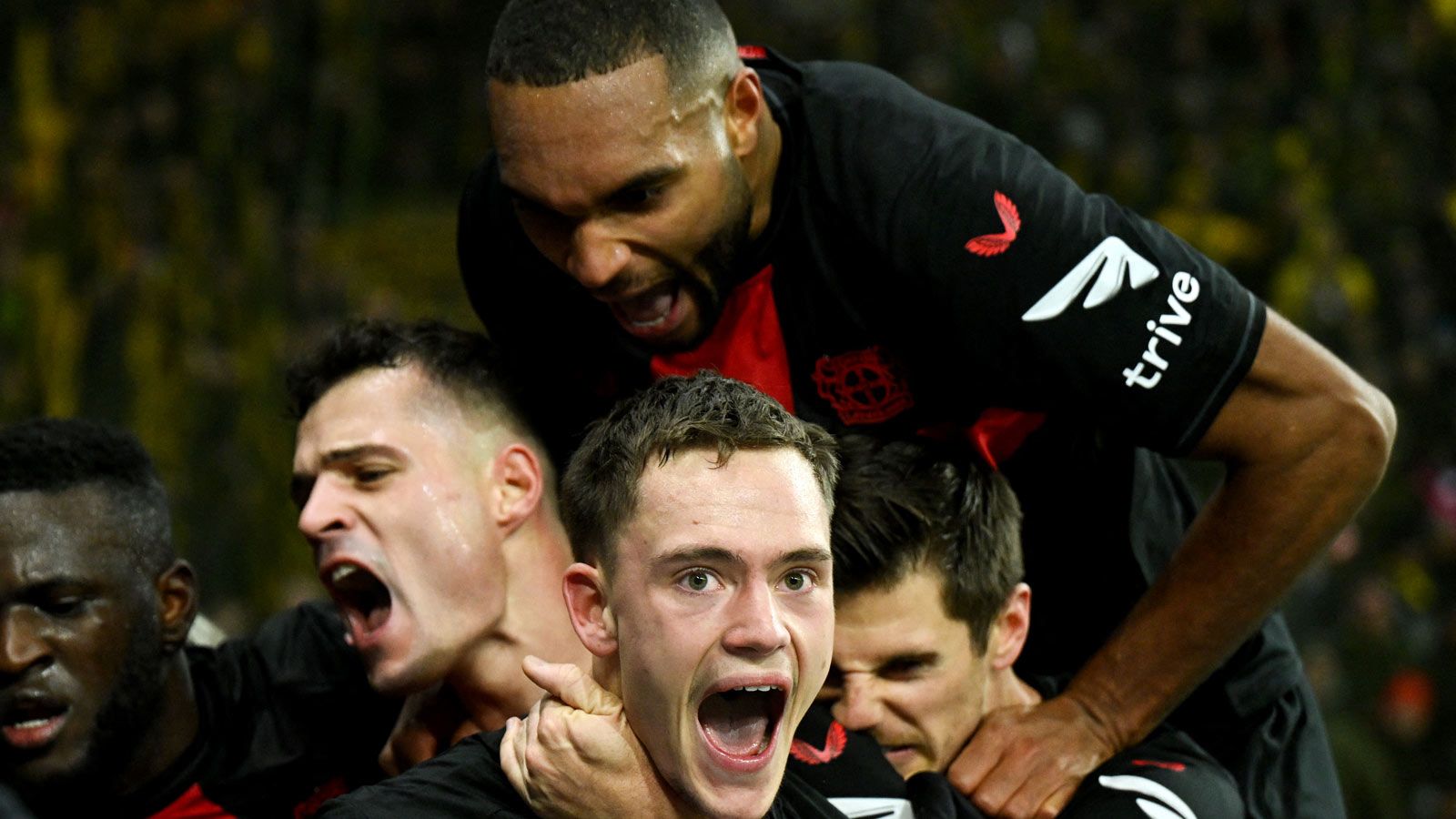 Bayer Leverkusen Jonathan Tah Florian Wirtz 2023