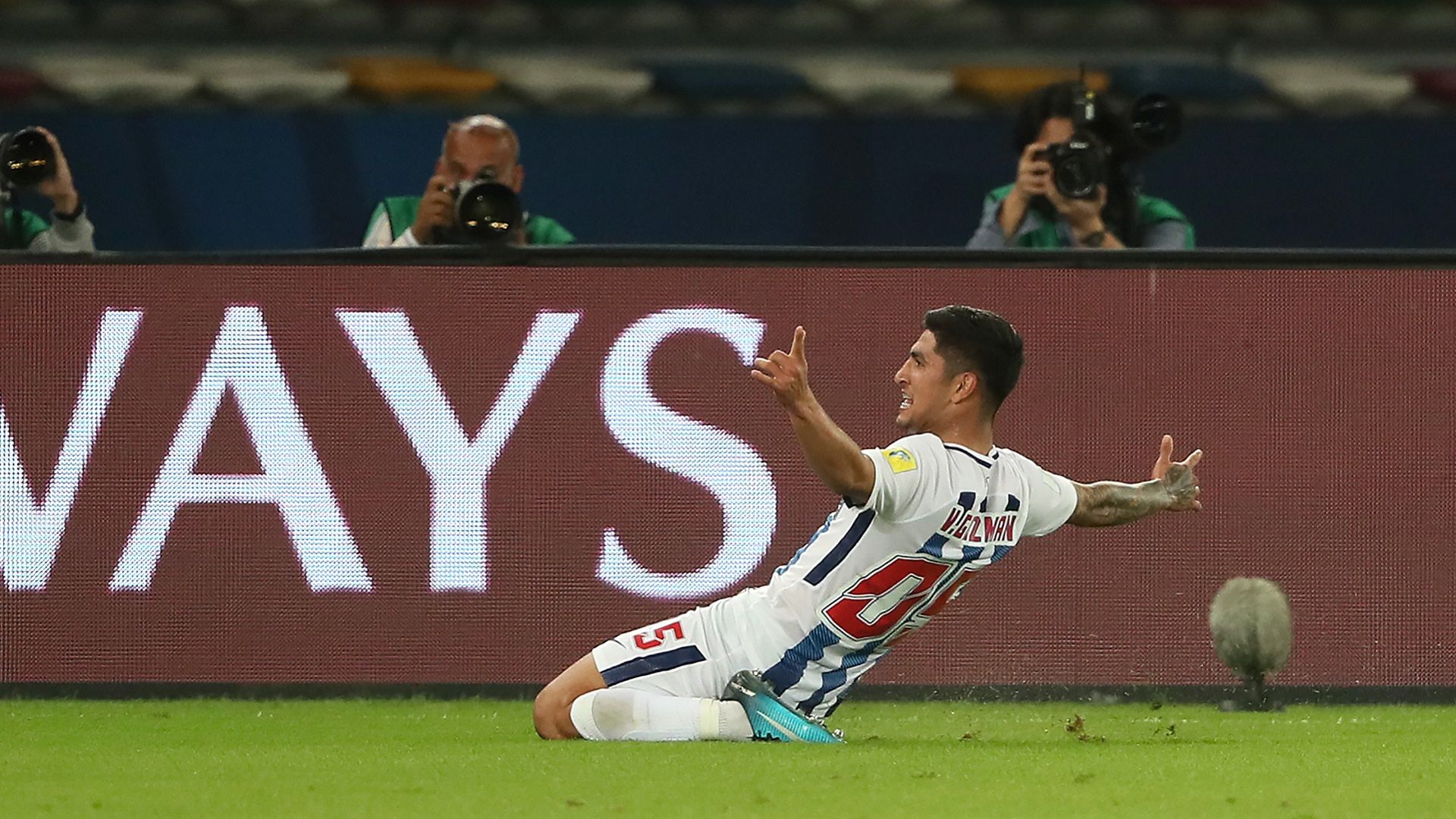 2017-12-10 Guzman Pachuca