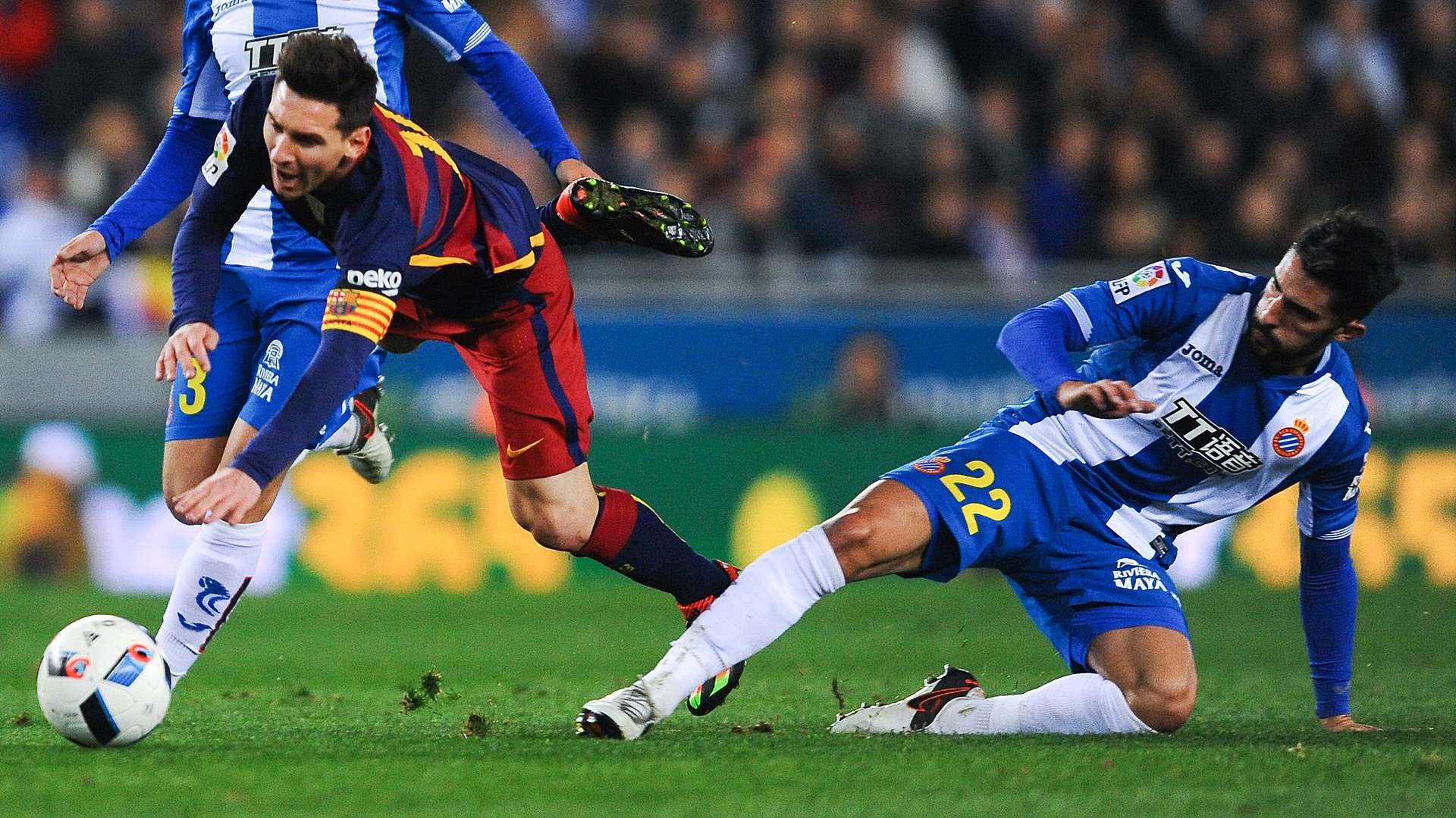 Lionel Messi Alvaro Gonzalez FC Barcelona Espanyol 01132016