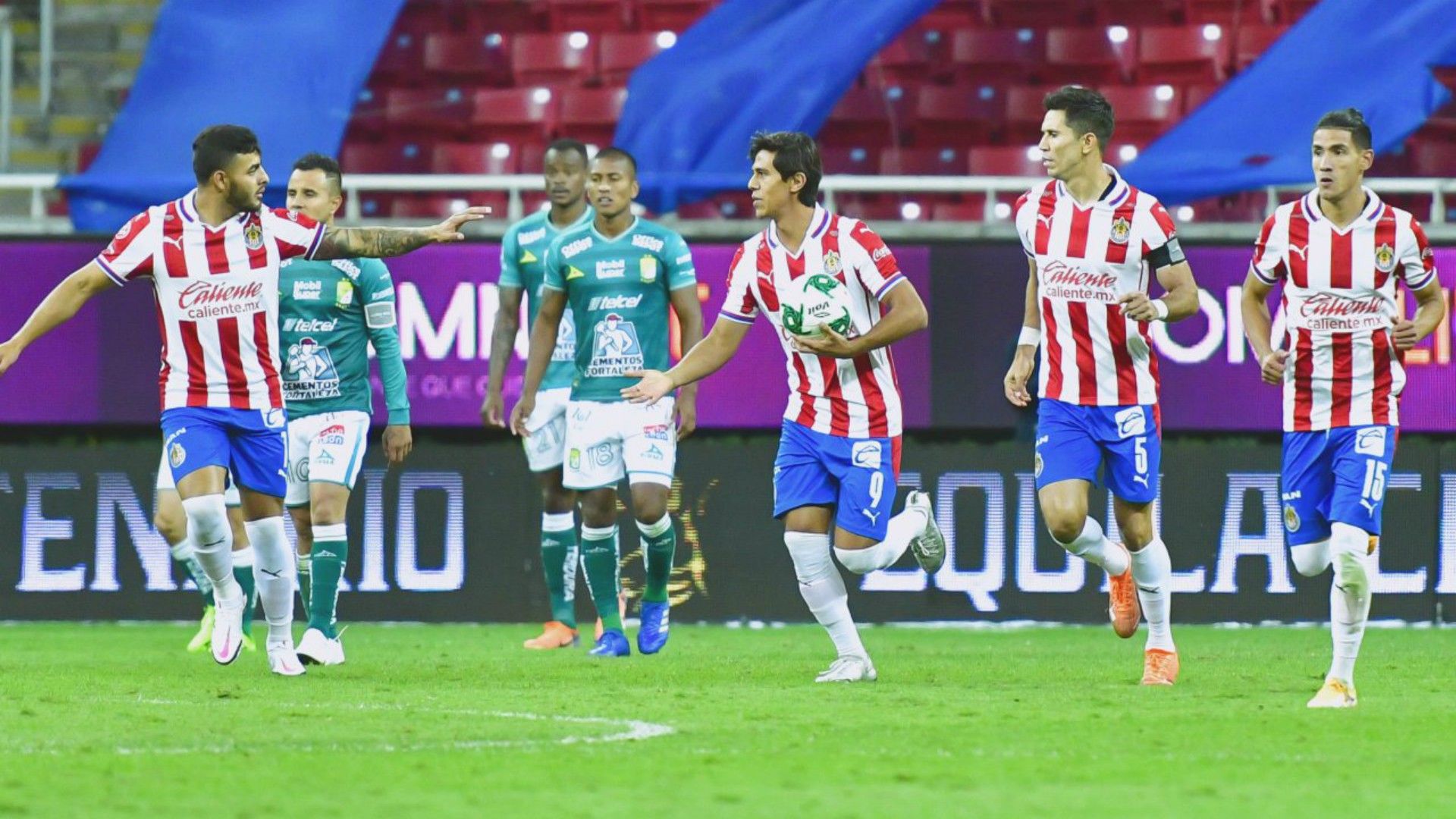 José Juan Macías Alexis Vega Jesús Molina Uriel Antuna Chivas vs León